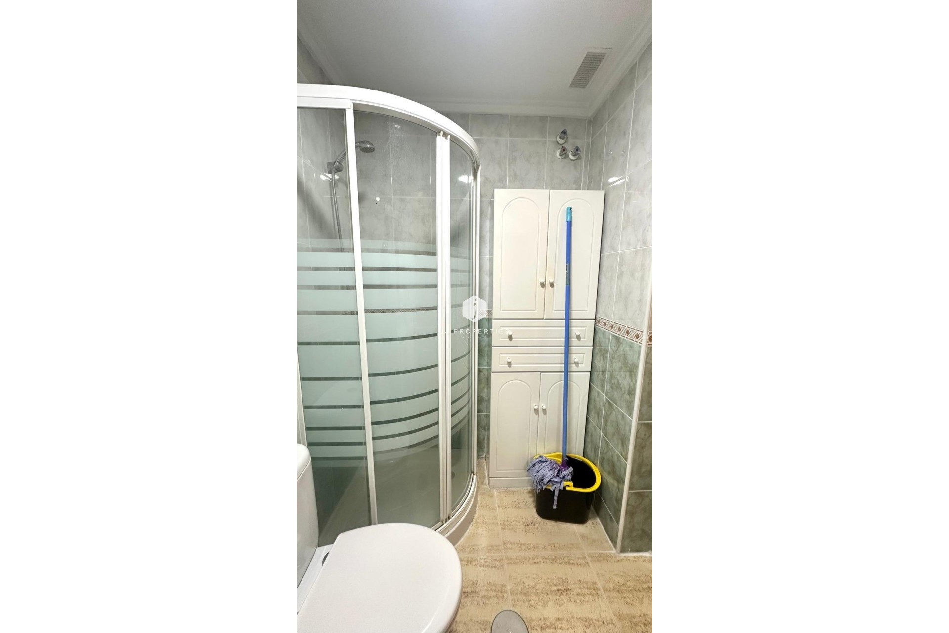 Aus zweiter Hand - Wohnung -
Torrevieja - Acequion