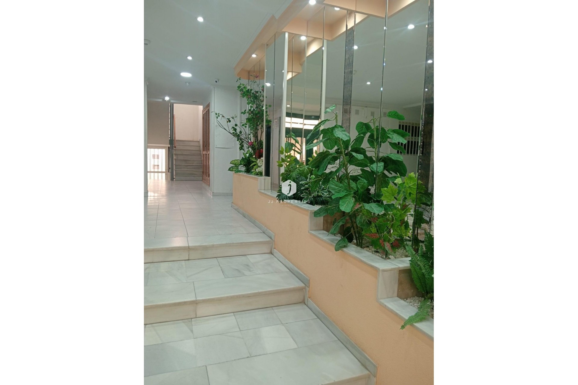 Aus zweiter Hand - Wohnung -
Torrevieja - Acequion