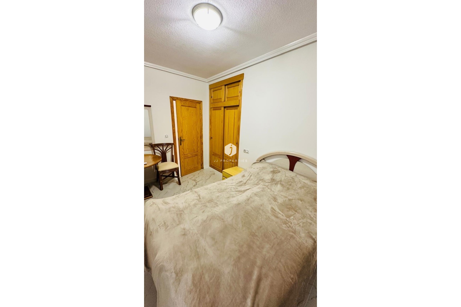 Aus zweiter Hand - Wohnung -
Torrevieja - Acequion