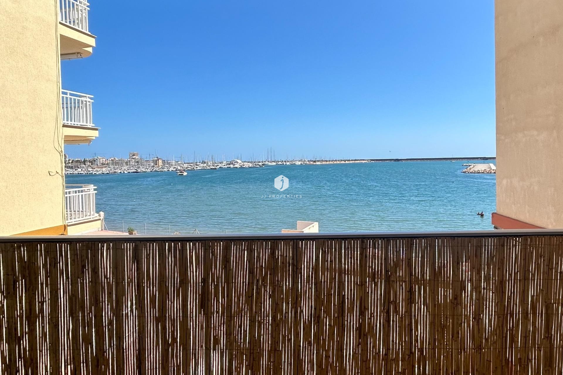 Aus zweiter Hand - Wohnung -
Torrevieja - Acequion