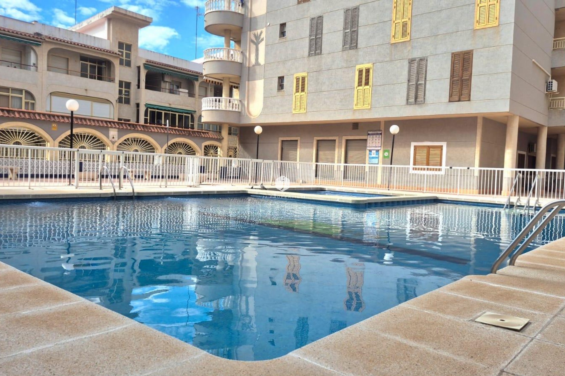Aus zweiter Hand - Wohnung -
Torrevieja - Acequion
