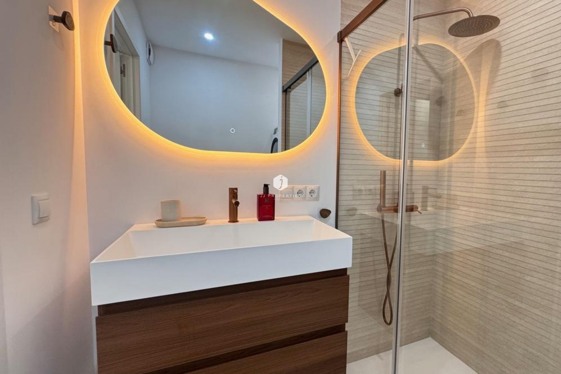 Aus zweiter Hand - Wohnung -
Torrevieja - Acequion