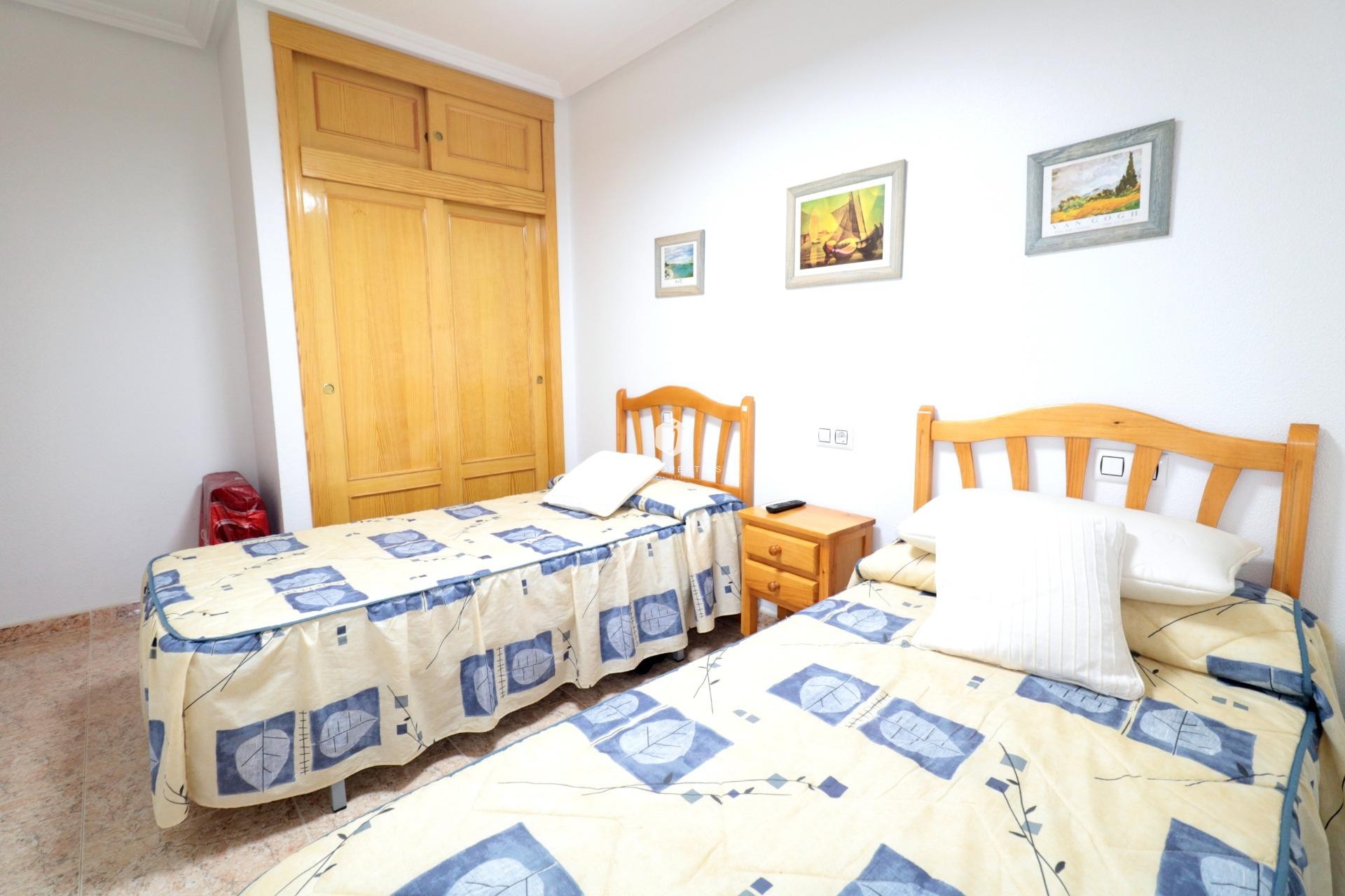 Aus zweiter Hand - Wohnung -
Torrevieja - Acequion