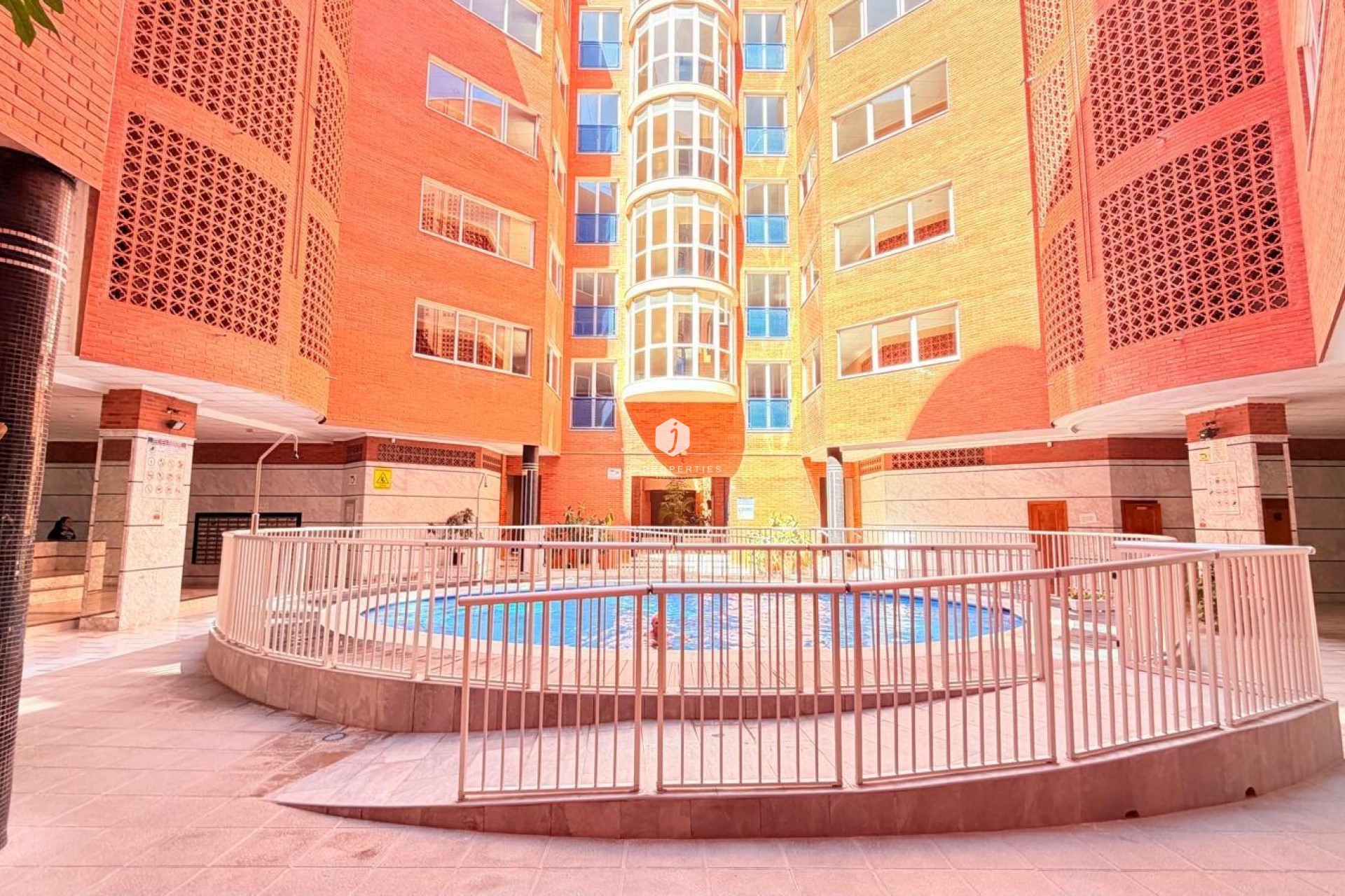 Aus zweiter Hand - Wohnung -
Torrevieja - Acequion