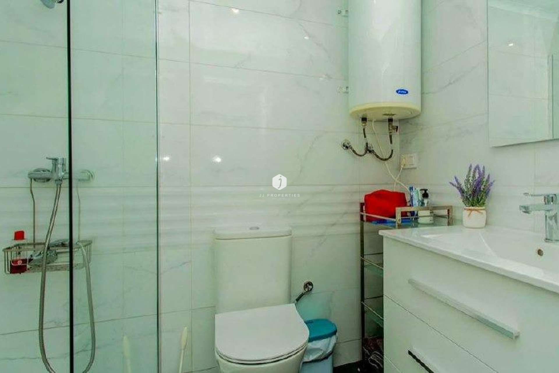 Aus zweiter Hand - Wohnung -
Torrevieja - Aguas Nuevas 2