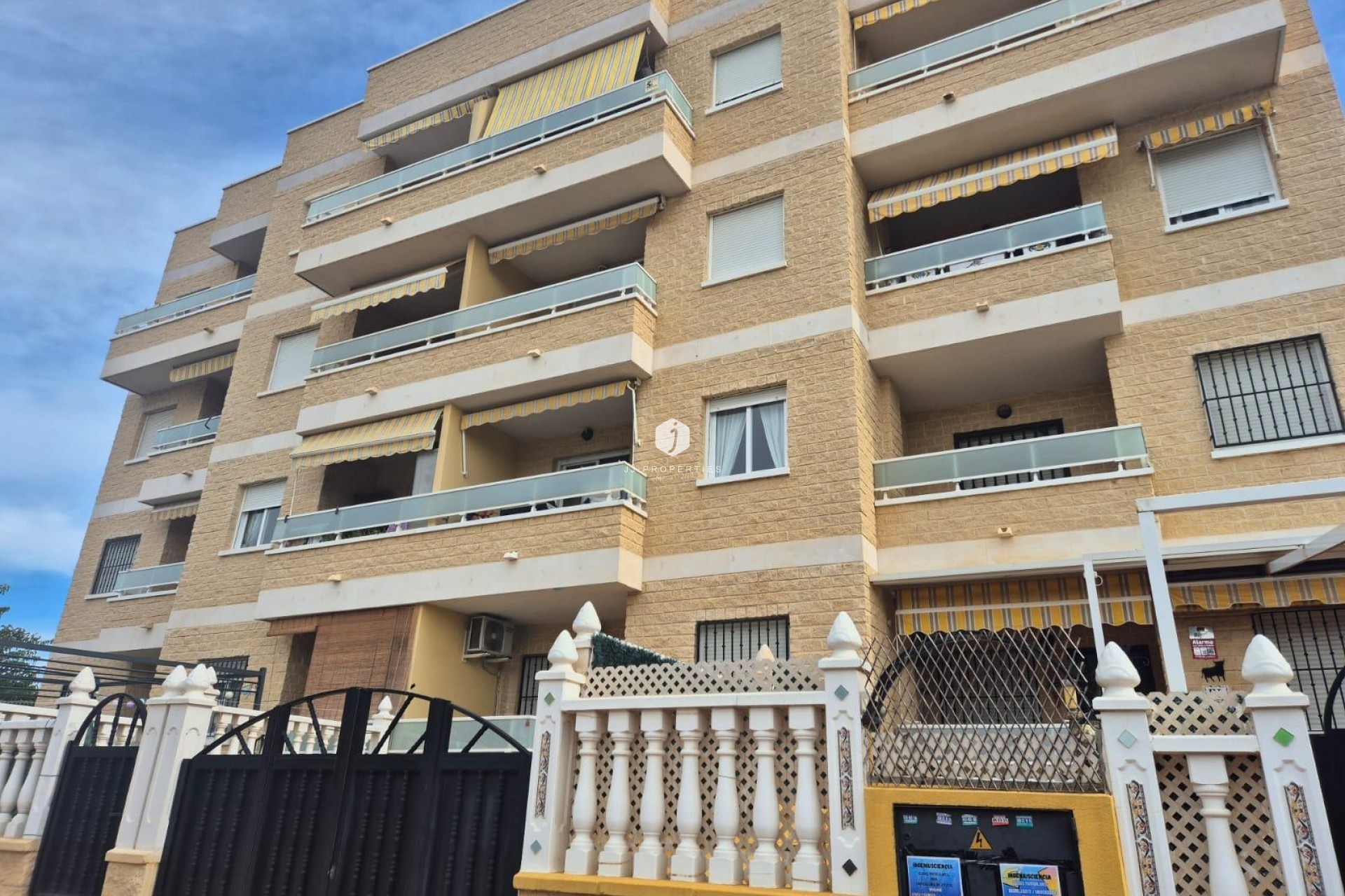 Aus zweiter Hand - Wohnung -
Torrevieja - aguas nuevas