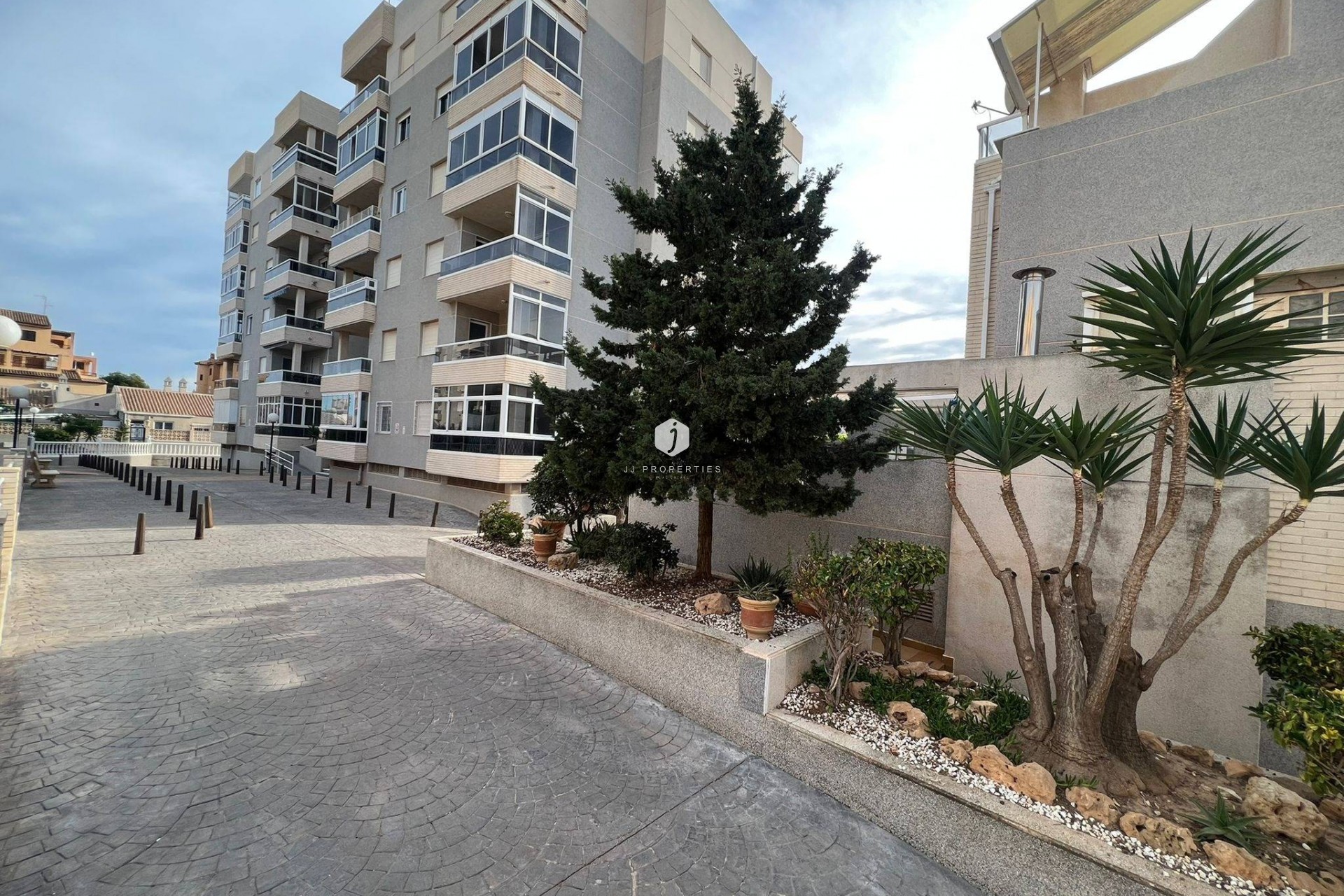 Aus zweiter Hand - Wohnung -
Torrevieja - aguas nuevas
