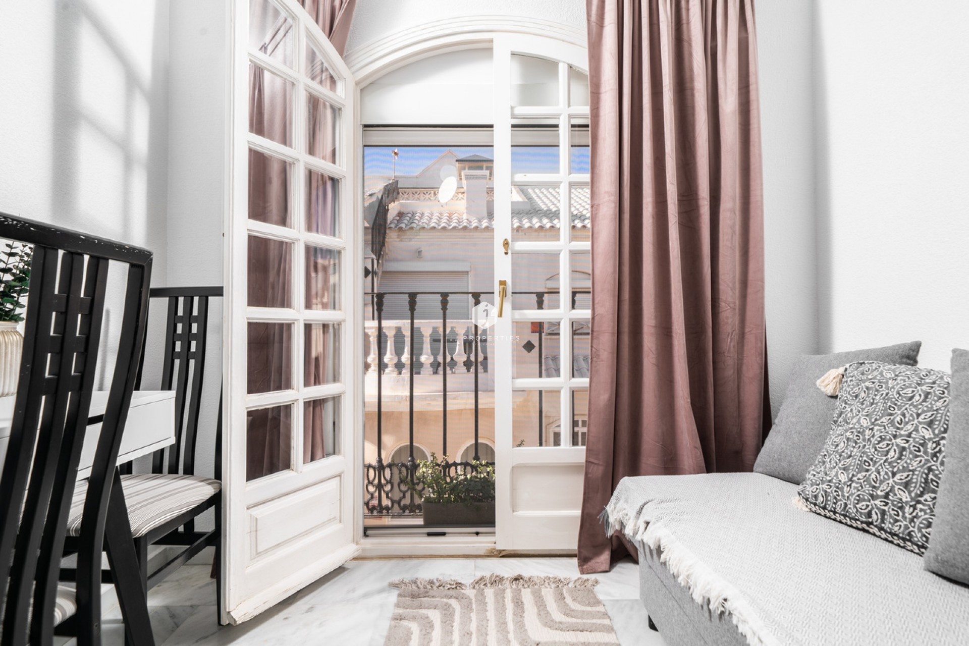Aus zweiter Hand - Wohnung -
Torrevieja - aguas nuevas