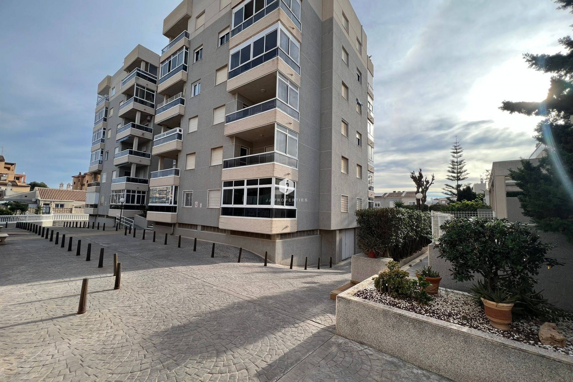 Aus zweiter Hand - Wohnung -
Torrevieja - aguas nuevas