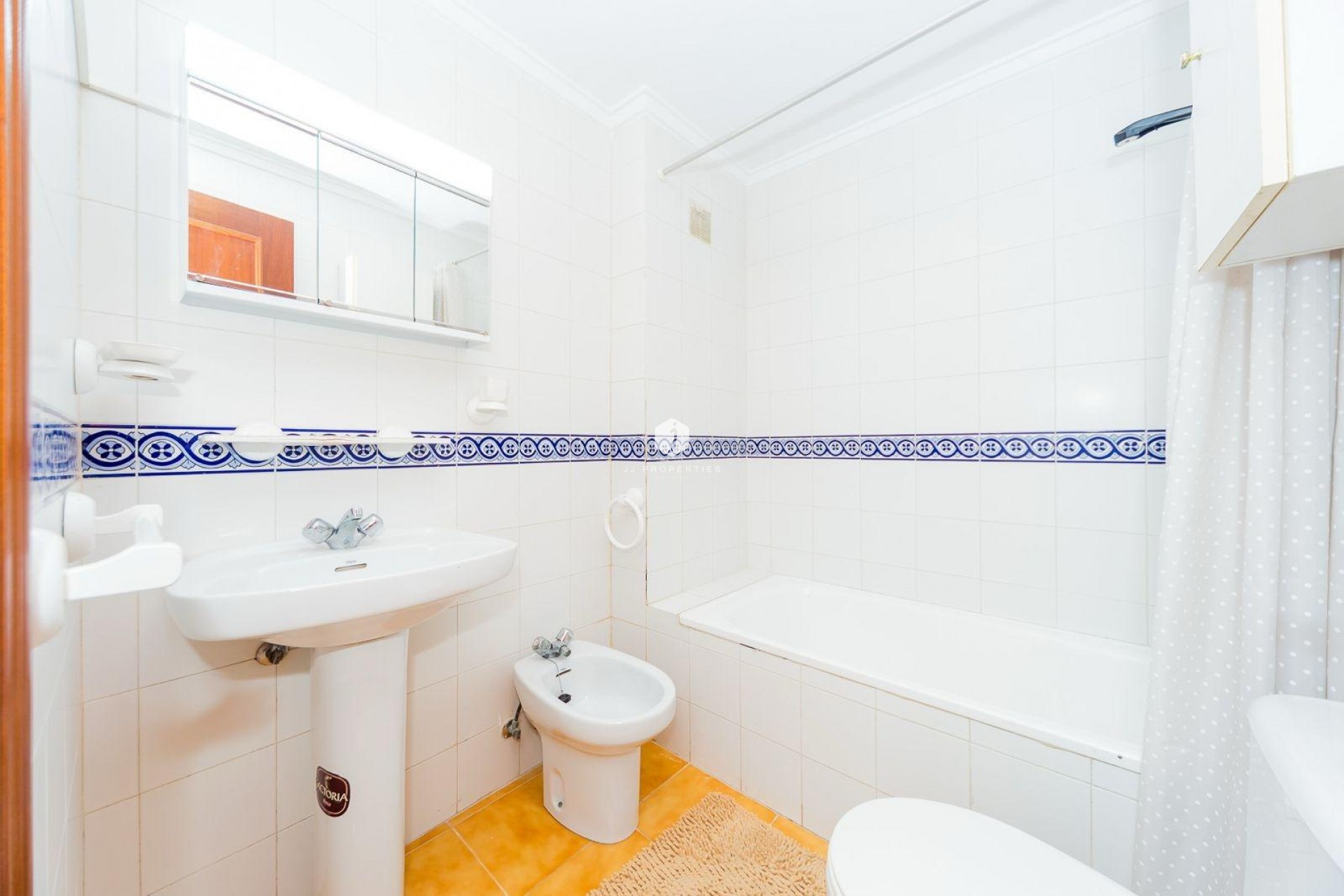 Aus zweiter Hand - Wohnung -
Torrevieja - Calas blanca