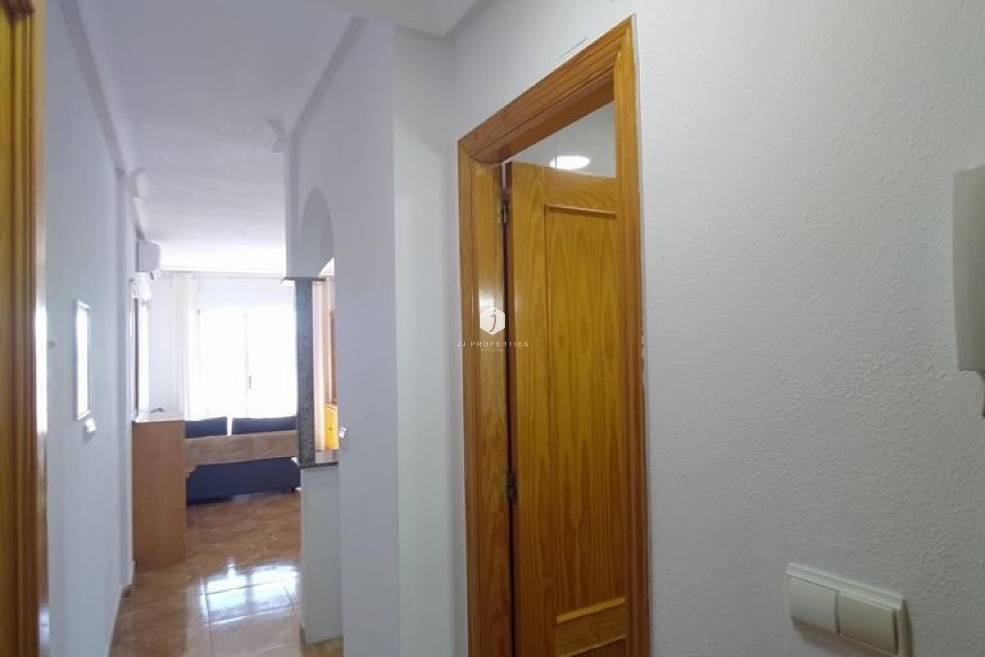 Aus zweiter Hand - Wohnung -
Torrevieja - CASCO URBANO