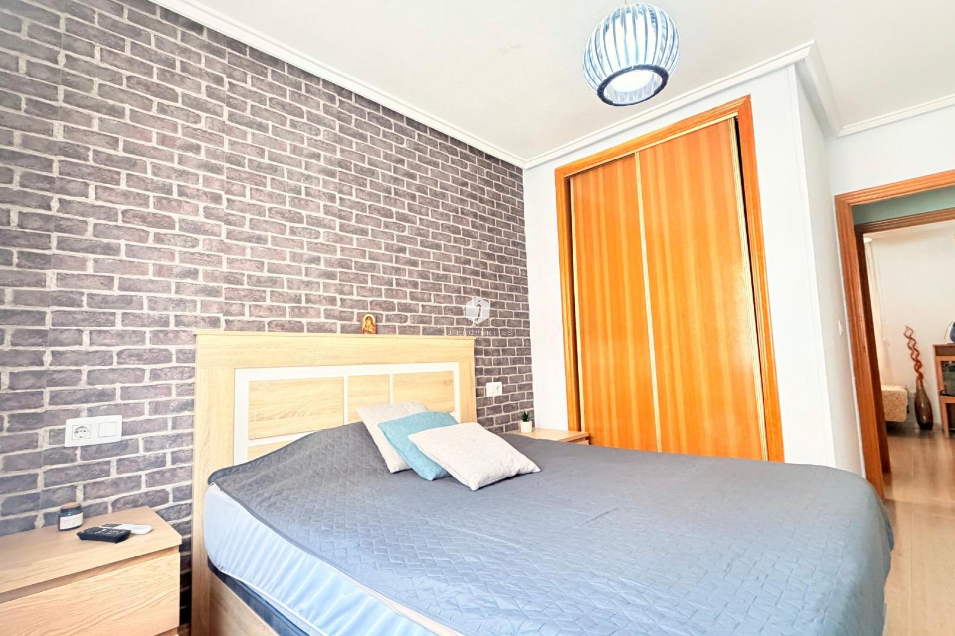 Aus zweiter Hand - Wohnung -
Torrevieja - Centro - Muelle Pesquero