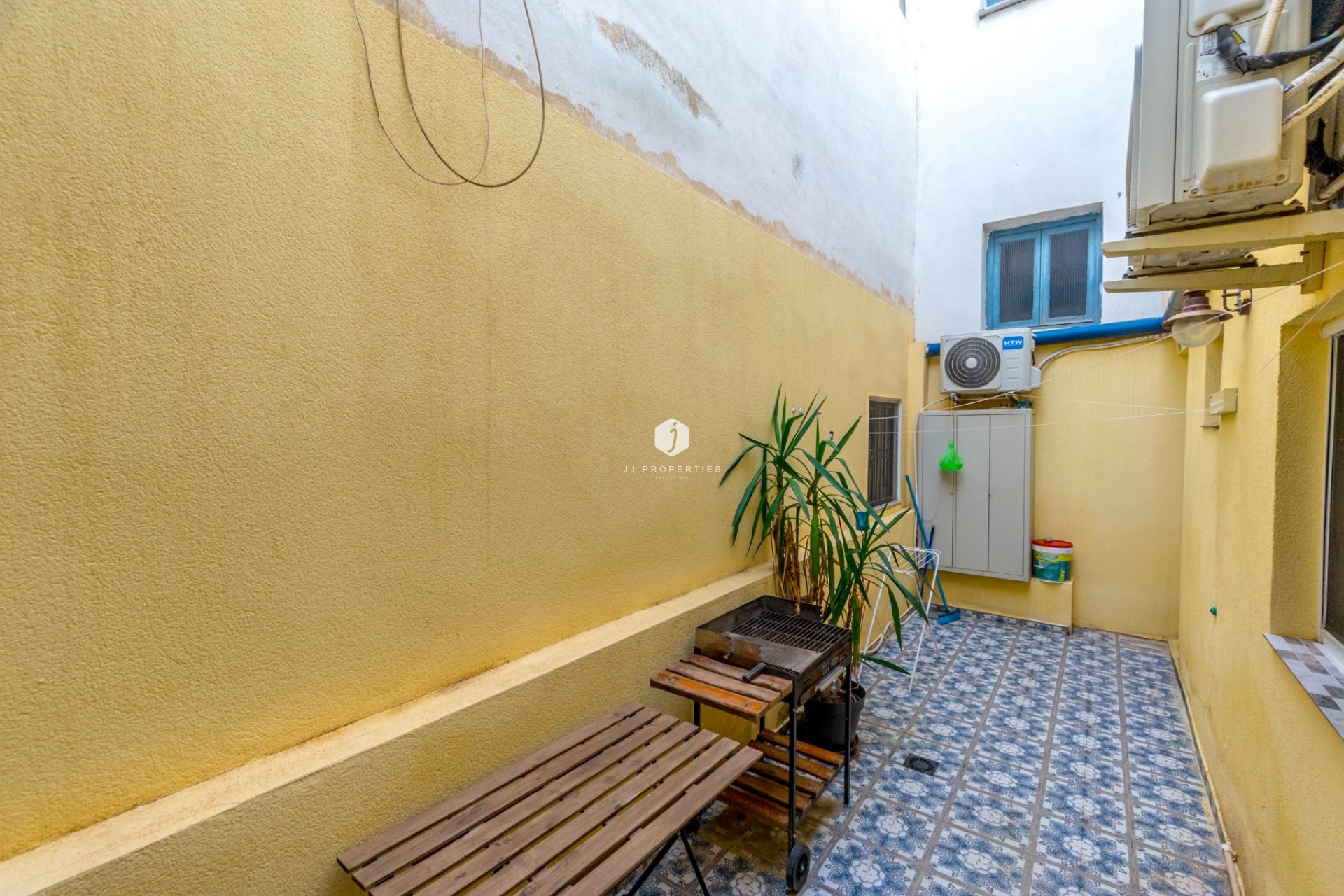 Aus zweiter Hand - Wohnung -
Torrevieja - Centro