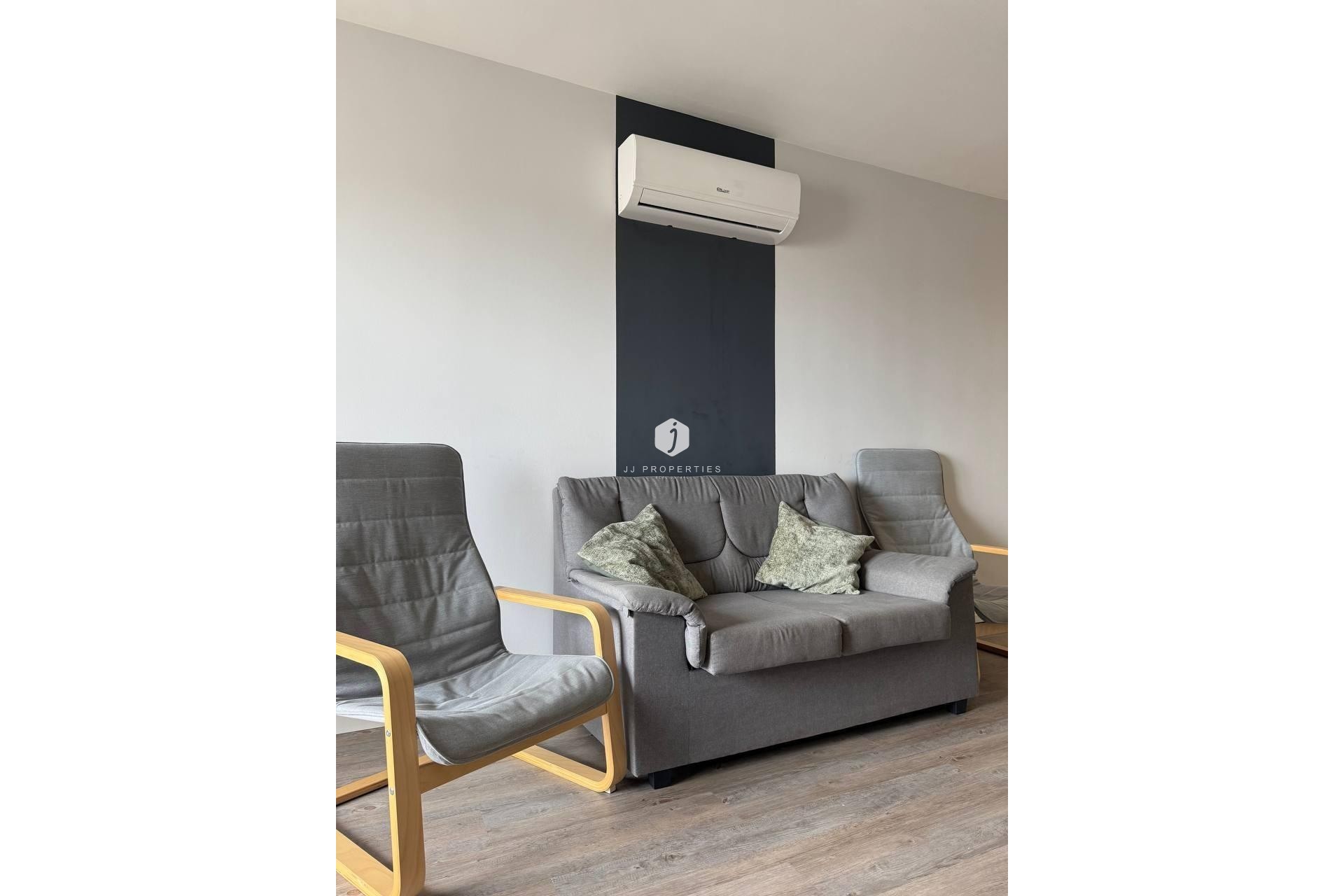 Aus zweiter Hand - Wohnung -
Torrevieja - Centro