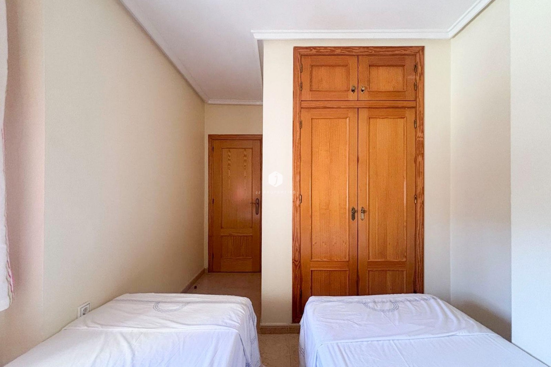 Aus zweiter Hand - Wohnung -
Torrevieja - Centro