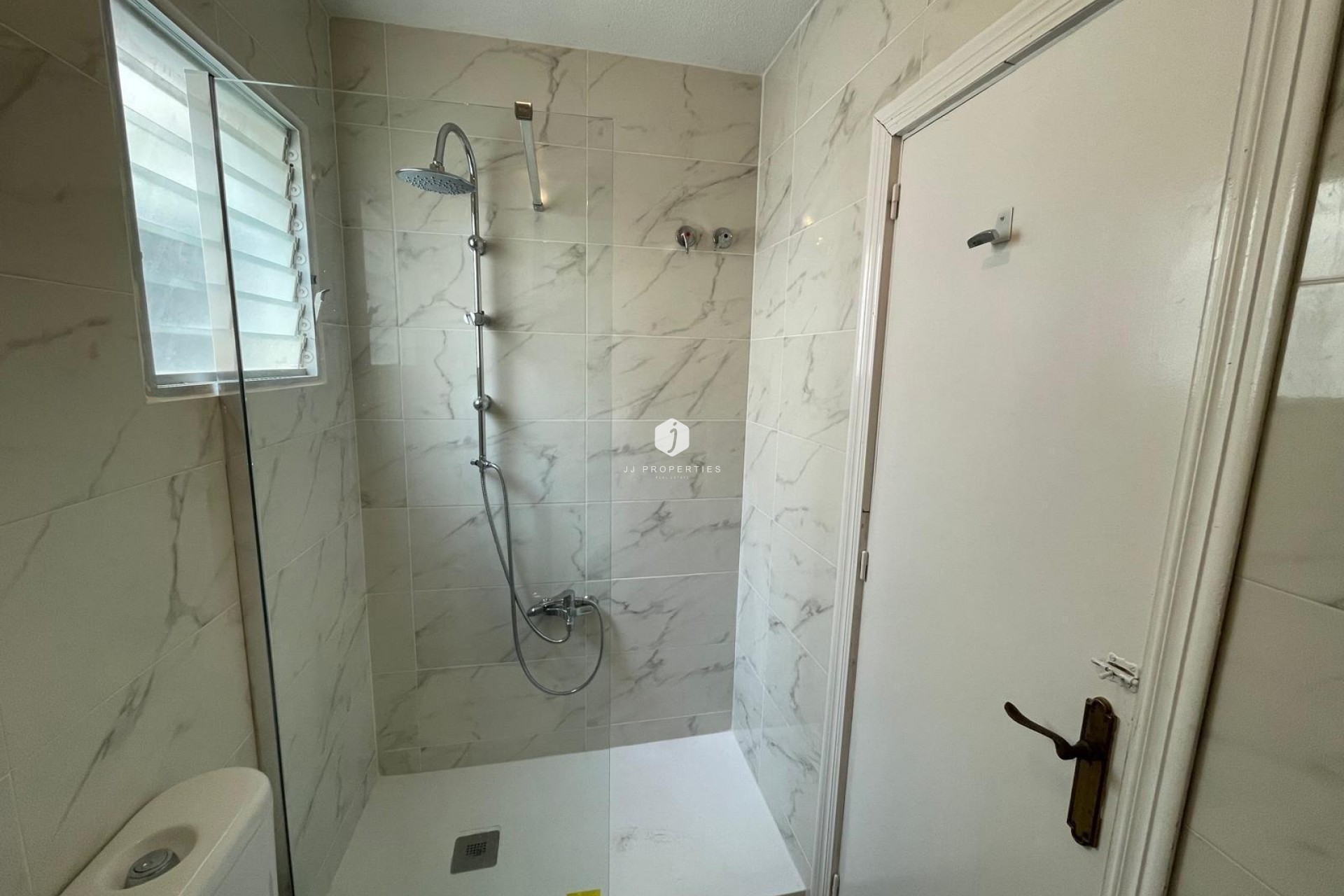 Aus zweiter Hand - Wohnung -
Torrevieja - Centro