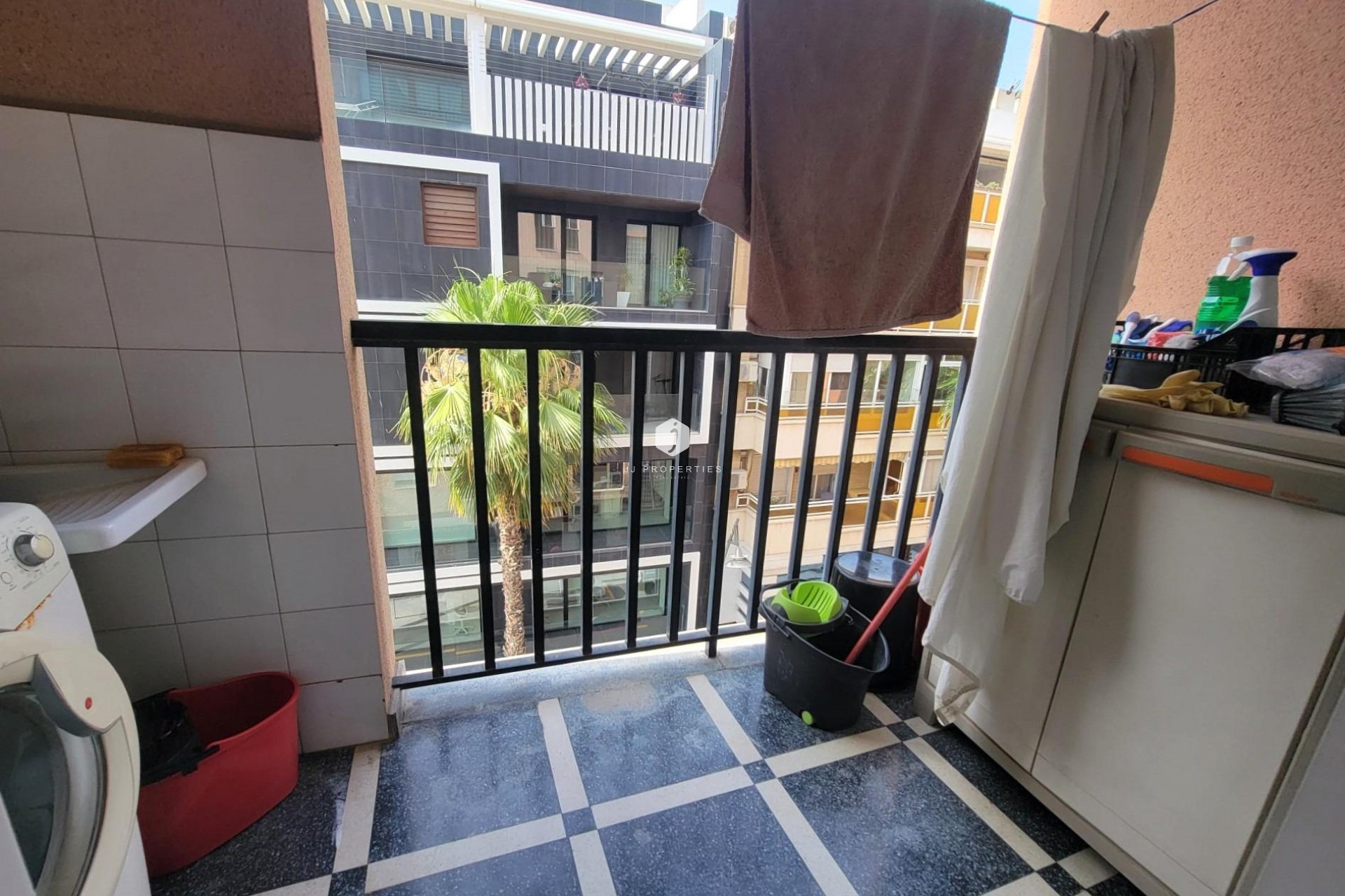 Aus zweiter Hand - Wohnung -
Torrevieja - Centro