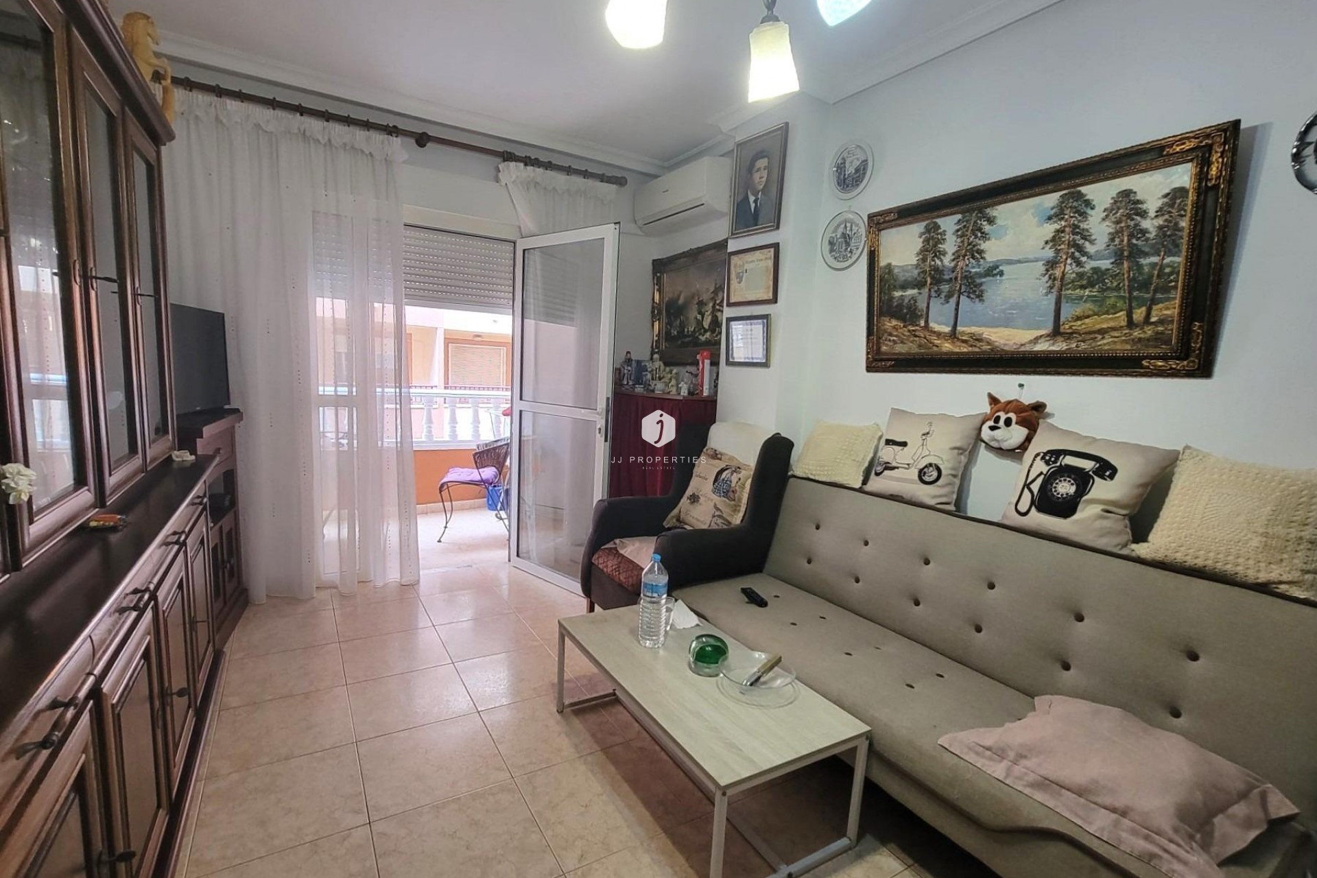 Aus zweiter Hand - Wohnung -
Torrevieja - Centro