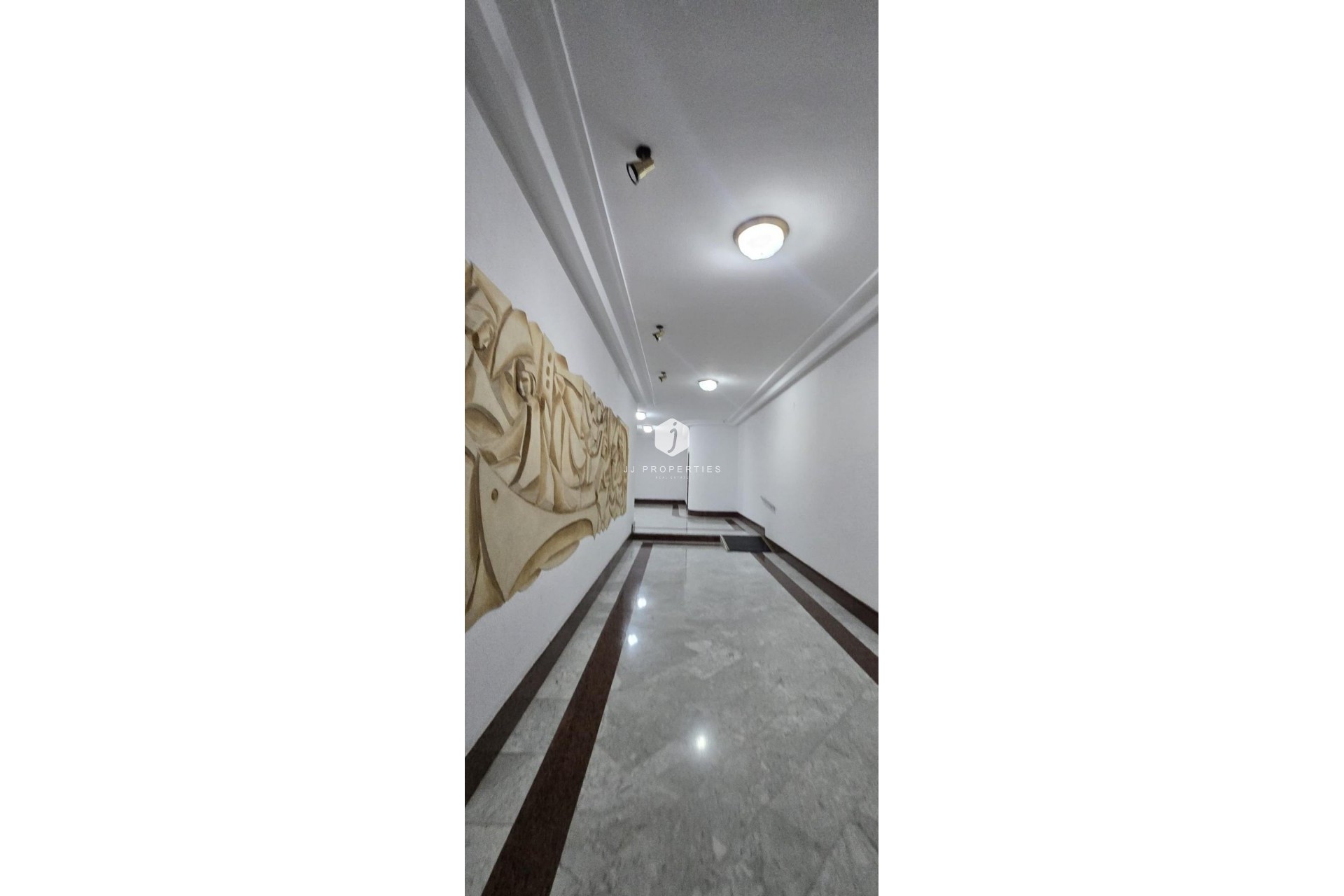 Aus zweiter Hand - Wohnung -
Torrevieja - Centro