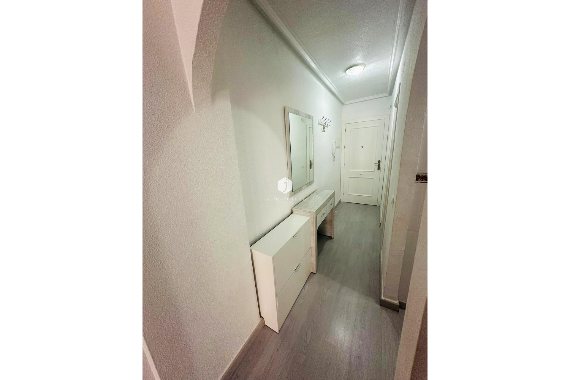 Aus zweiter Hand - Wohnung -
Torrevieja - Centro