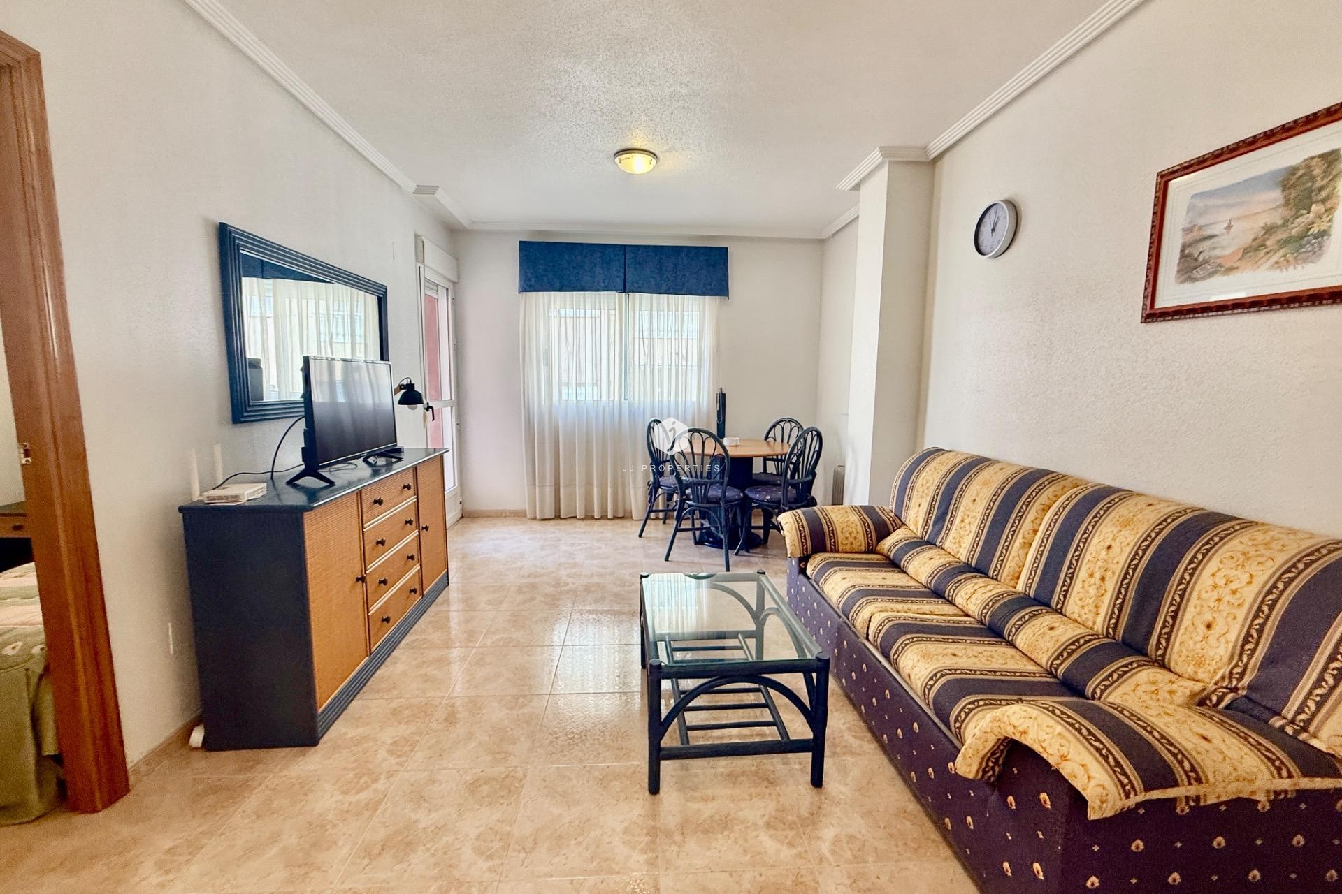 Aus zweiter Hand - Wohnung -
Torrevieja - Centro