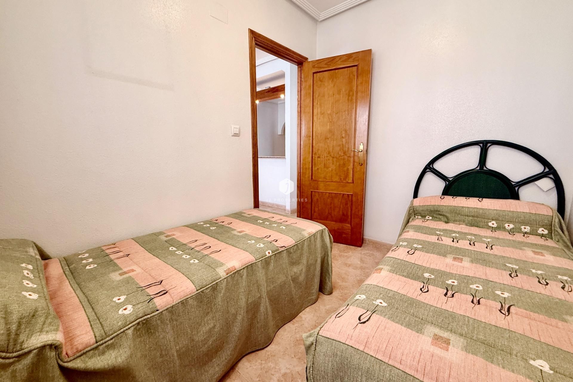 Aus zweiter Hand - Wohnung -
Torrevieja - Centro