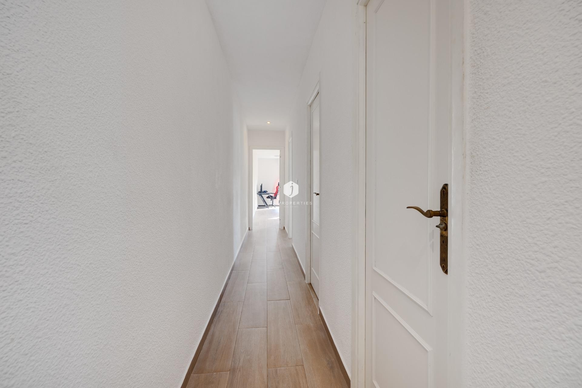 Aus zweiter Hand - Wohnung -
Torrevieja - Centro