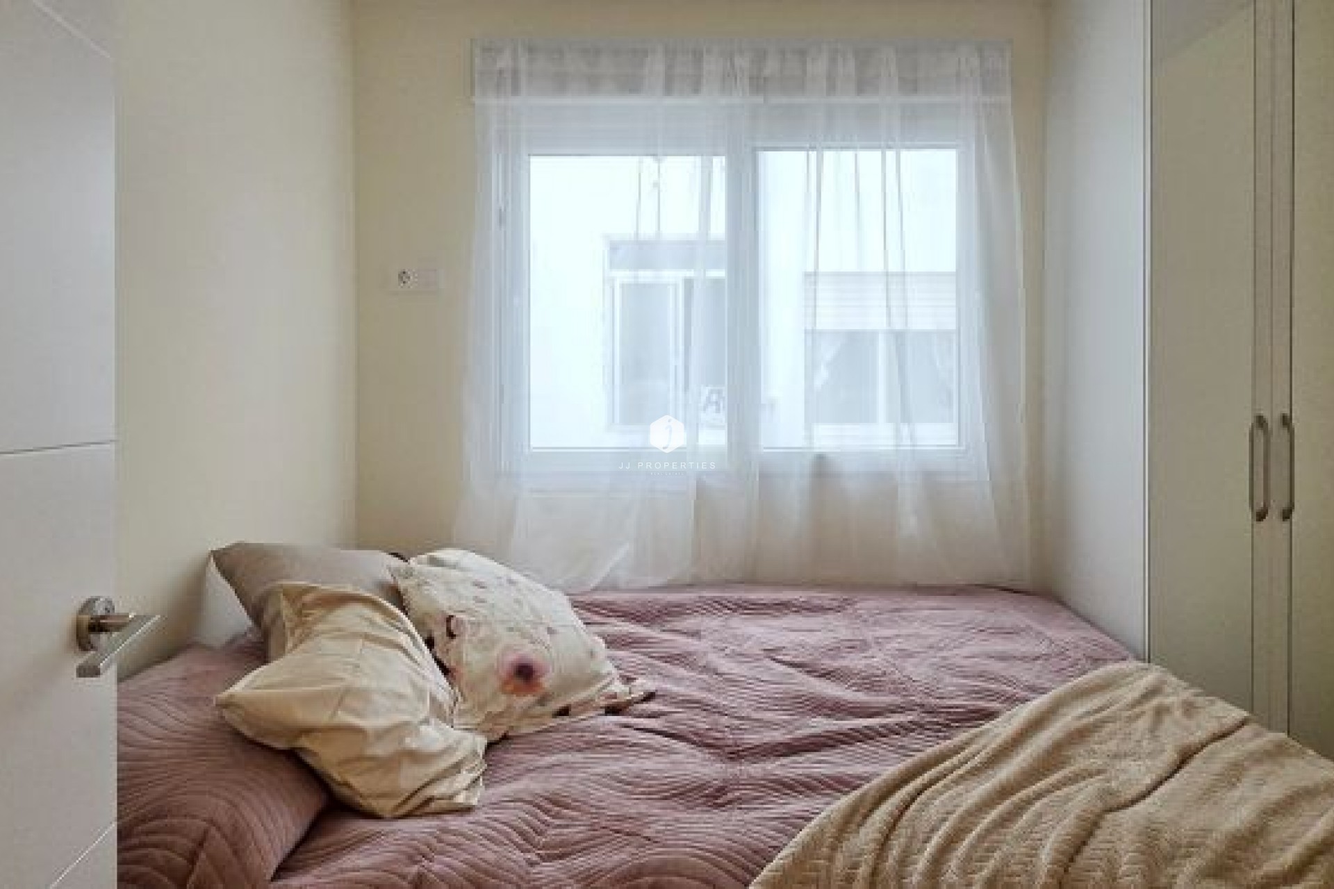 Aus zweiter Hand - Wohnung -
Torrevieja - Centro