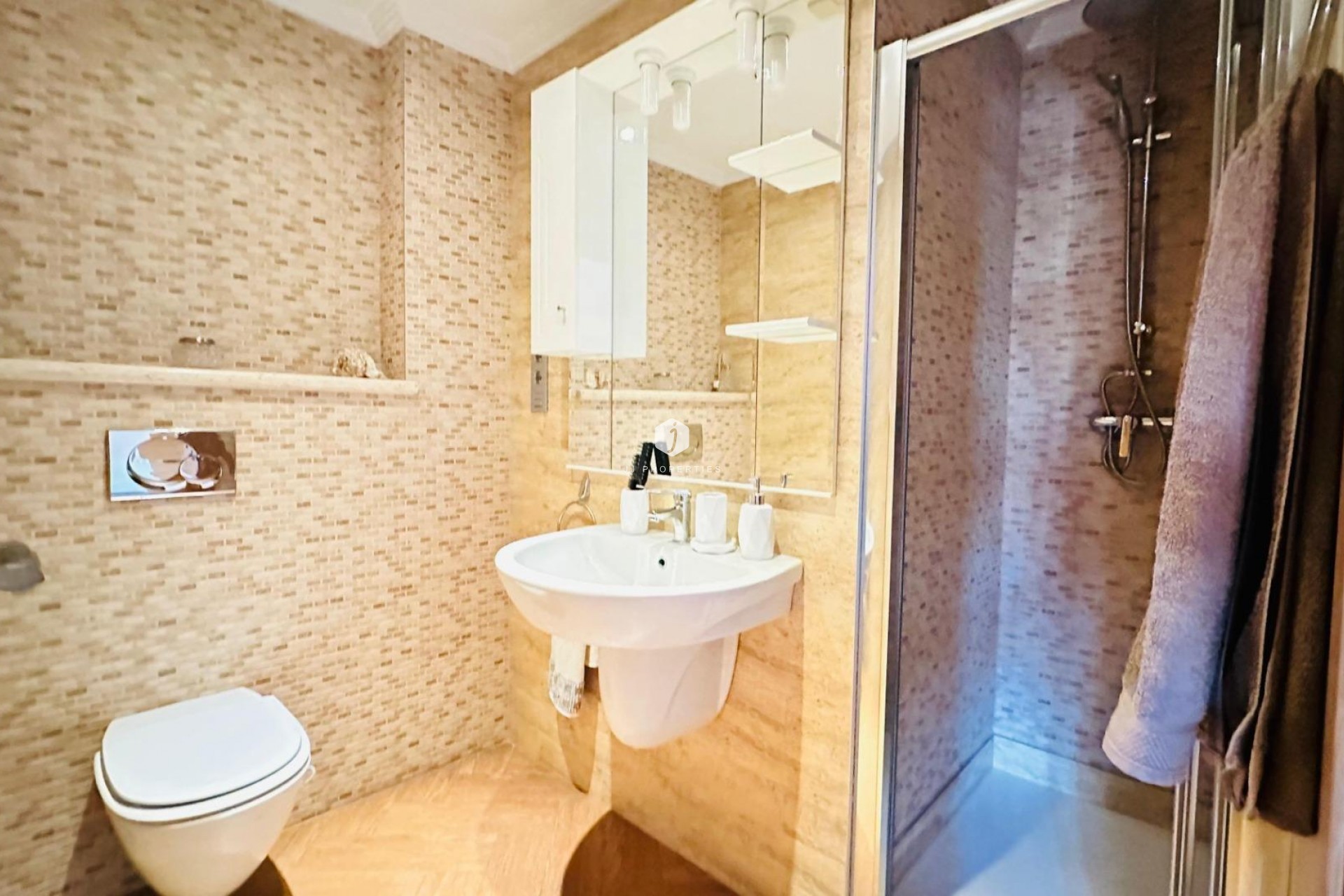 Aus zweiter Hand - Wohnung -
Torrevieja - Centro