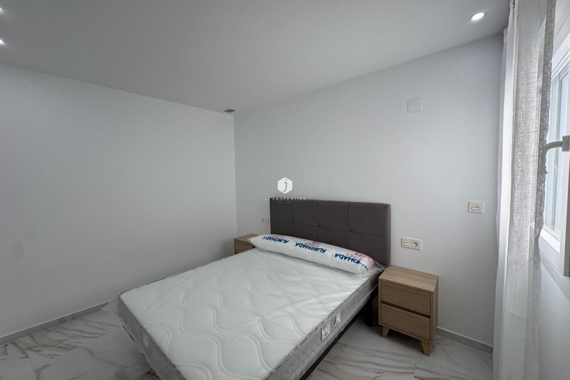 Aus zweiter Hand - Wohnung -
Torrevieja - Centro