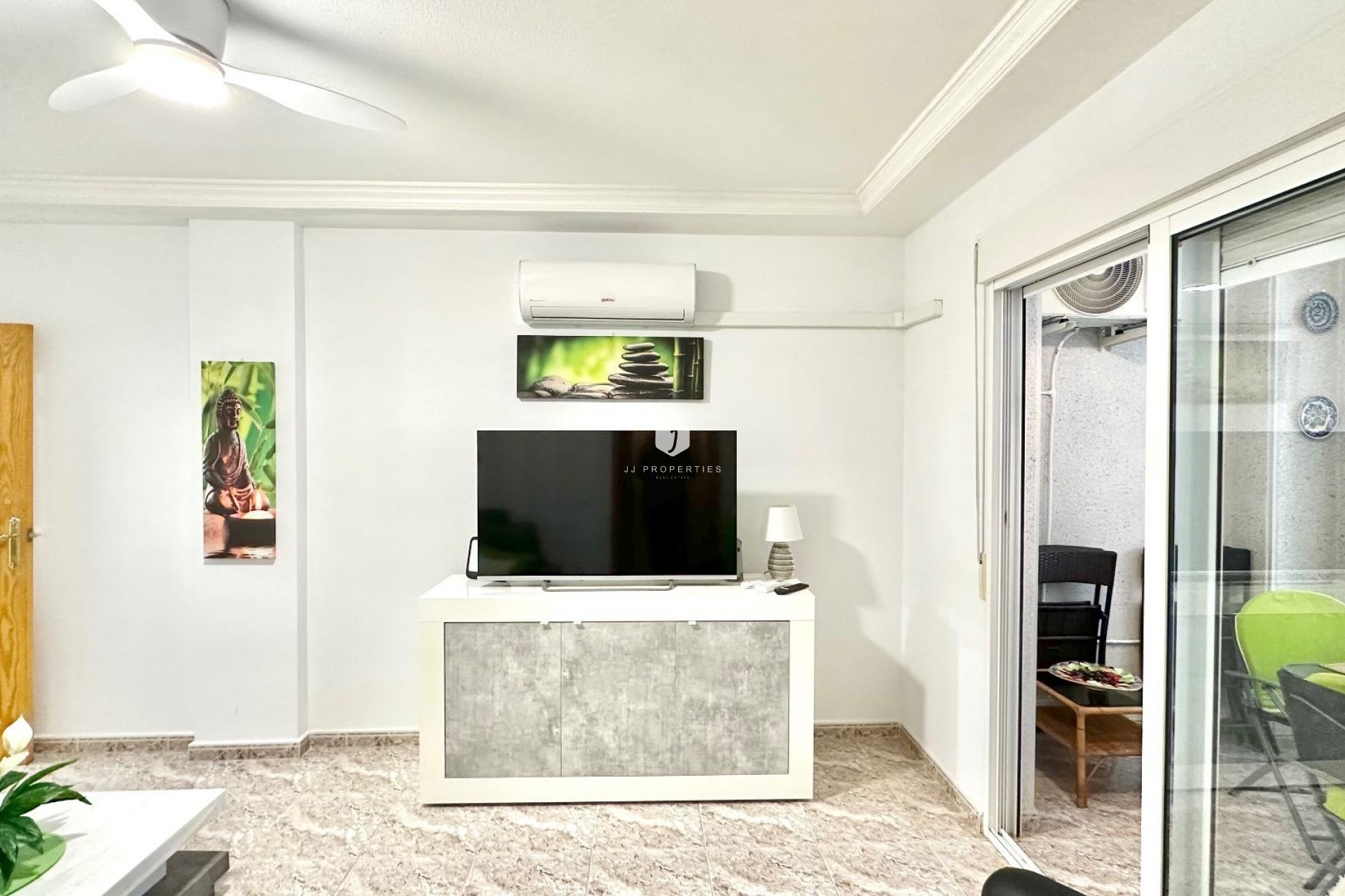 Aus zweiter Hand - Wohnung -
Torrevieja - Centro