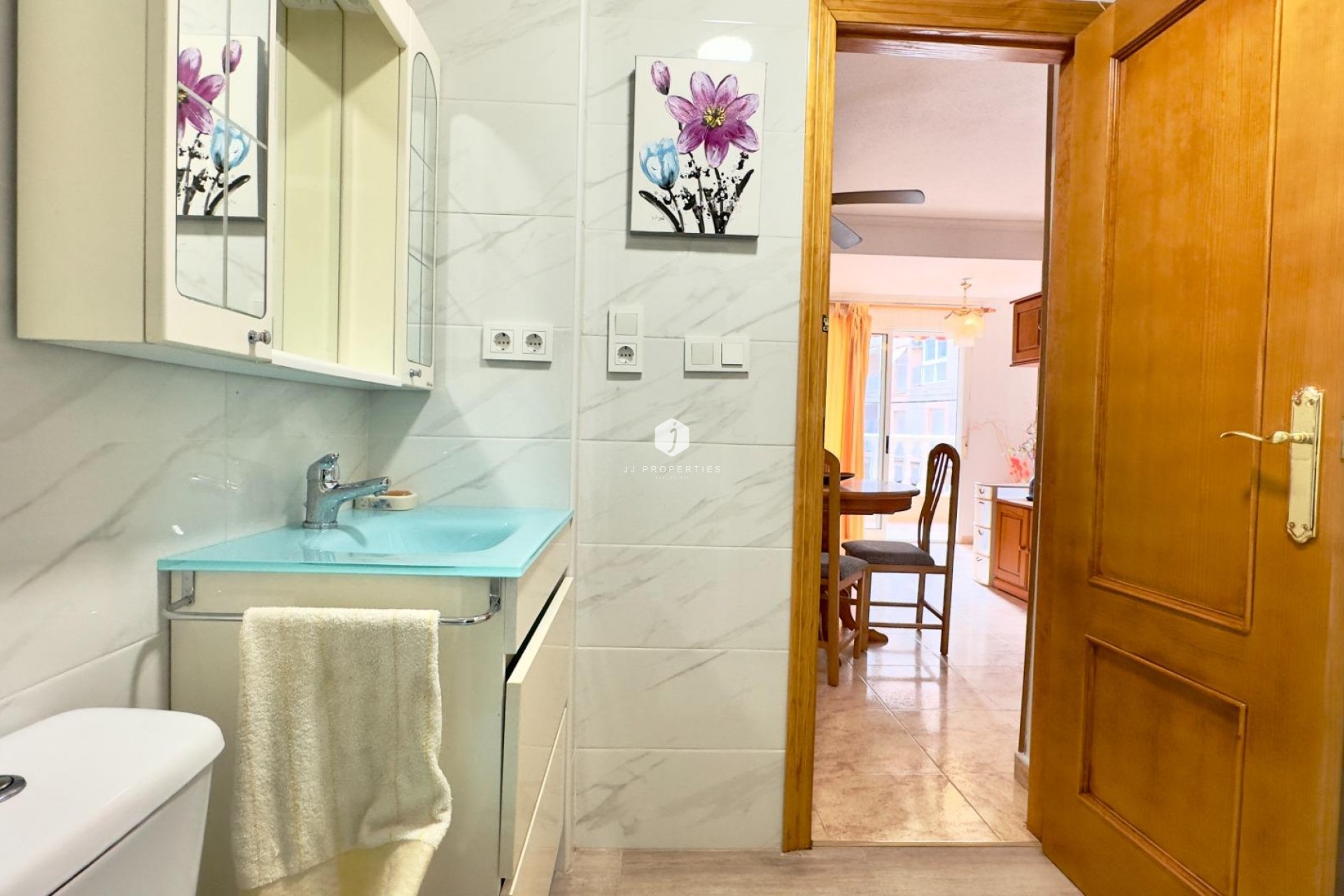 Aus zweiter Hand - Wohnung -
Torrevieja - Centro