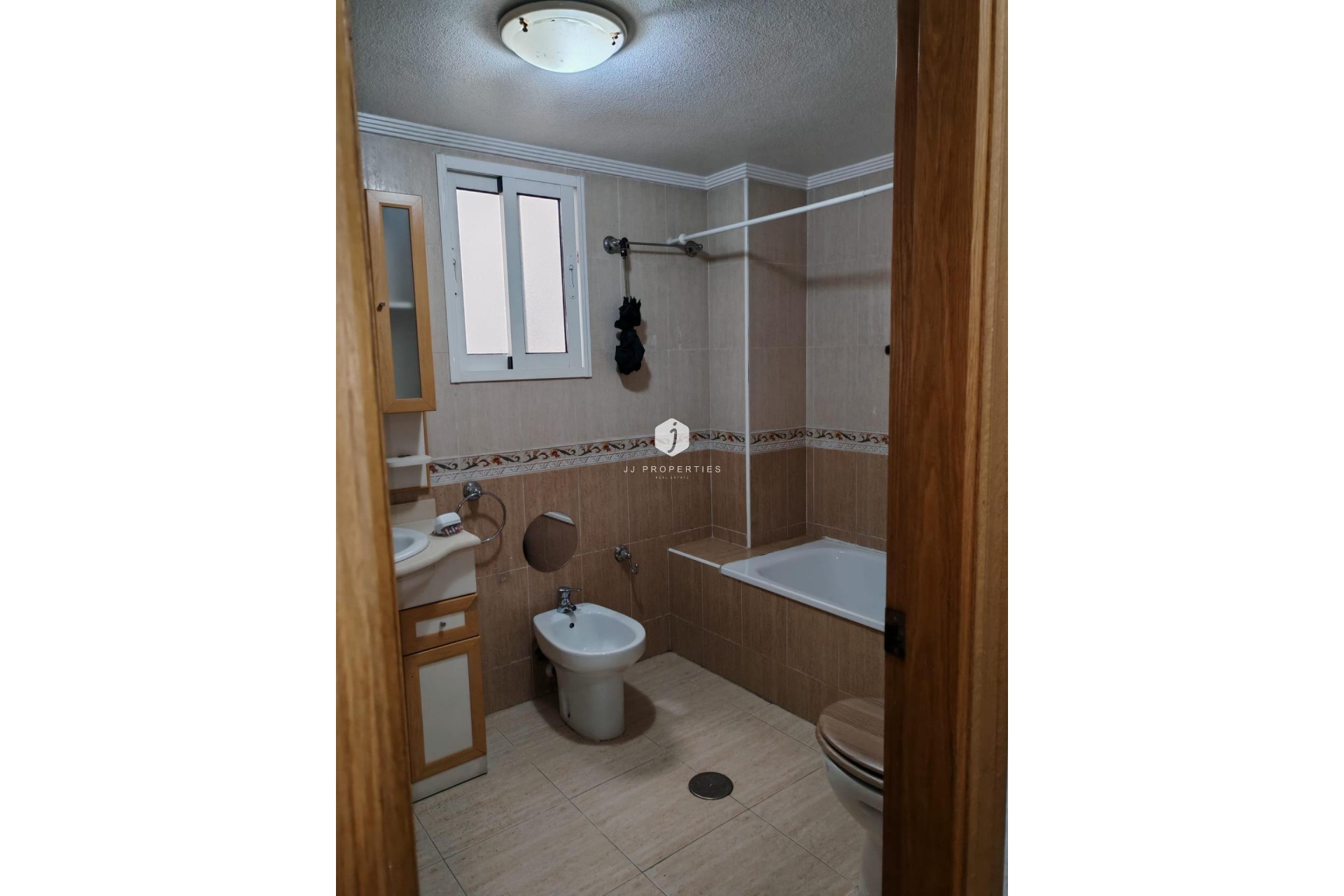 Aus zweiter Hand - Wohnung -
Torrevieja - Centro
