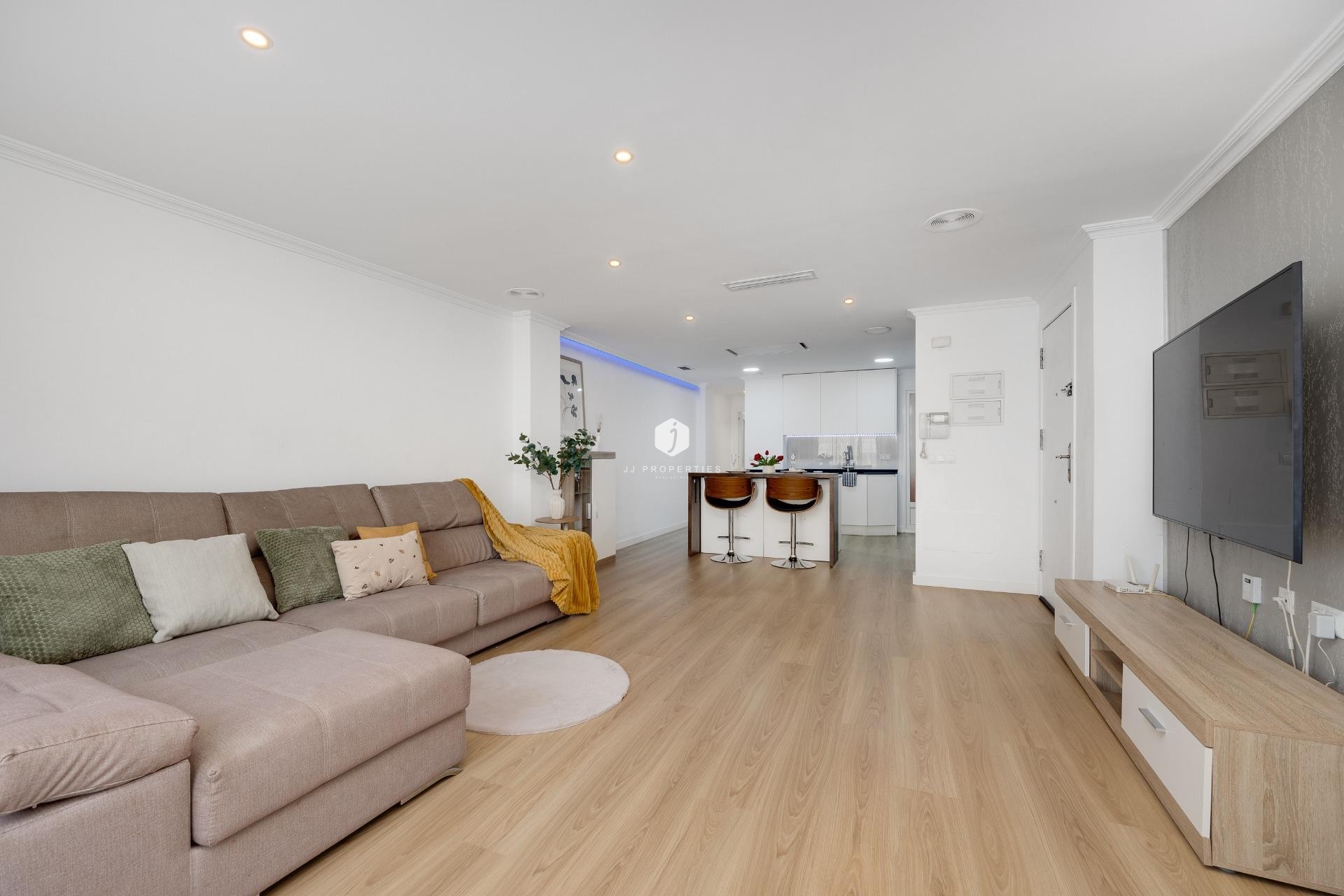 Aus zweiter Hand - Wohnung -
Torrevieja - Centro