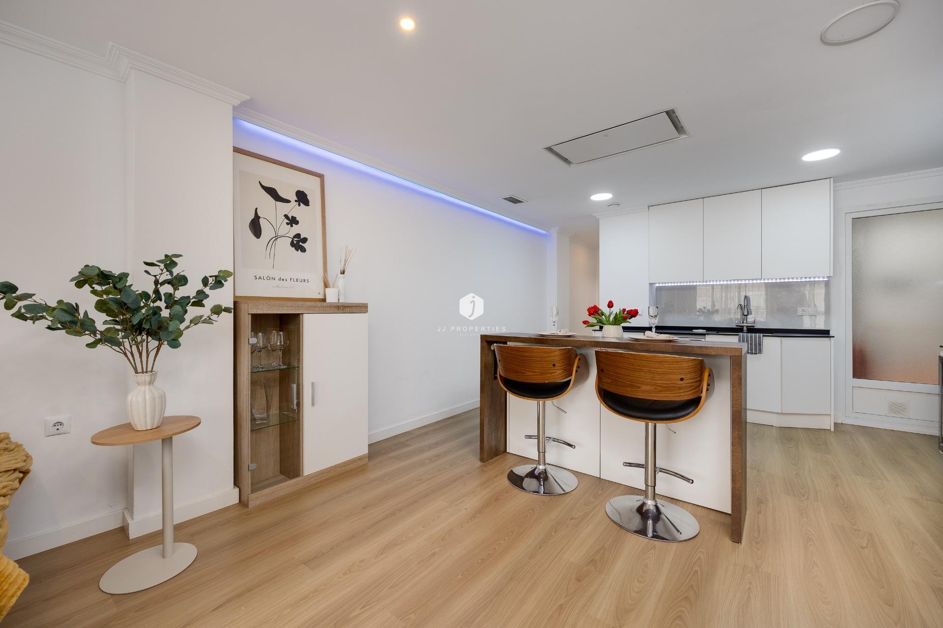 Aus zweiter Hand - Wohnung -
Torrevieja - Centro