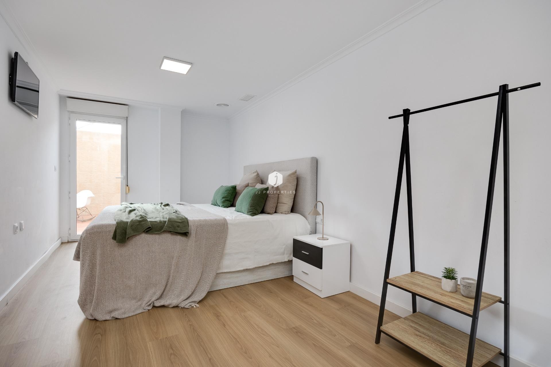 Aus zweiter Hand - Wohnung -
Torrevieja - Centro