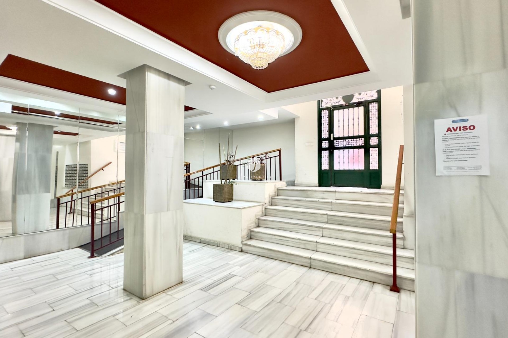 Aus zweiter Hand - Wohnung -
Torrevieja - Centro