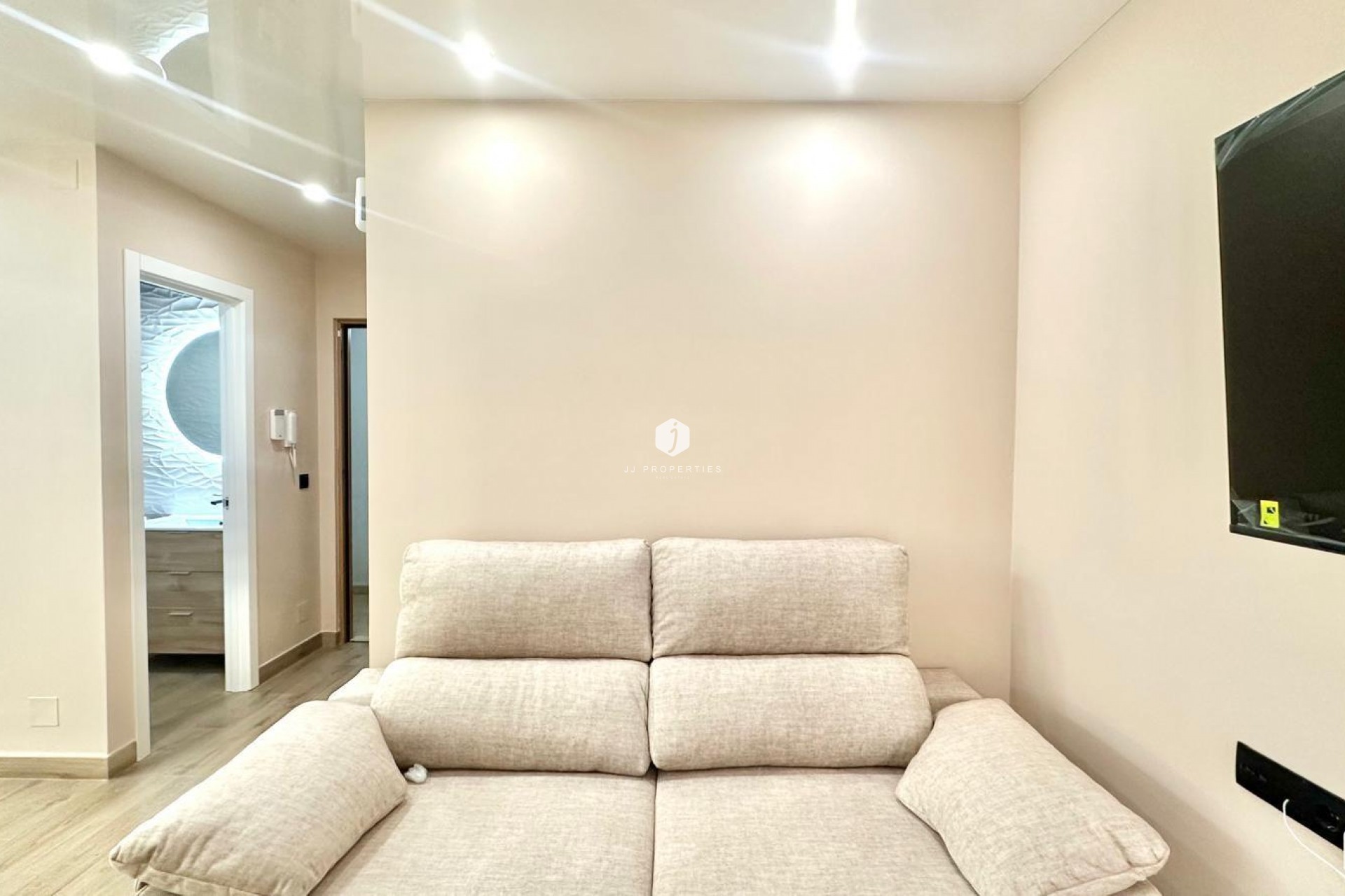 Aus zweiter Hand - Wohnung -
Torrevieja - Centro