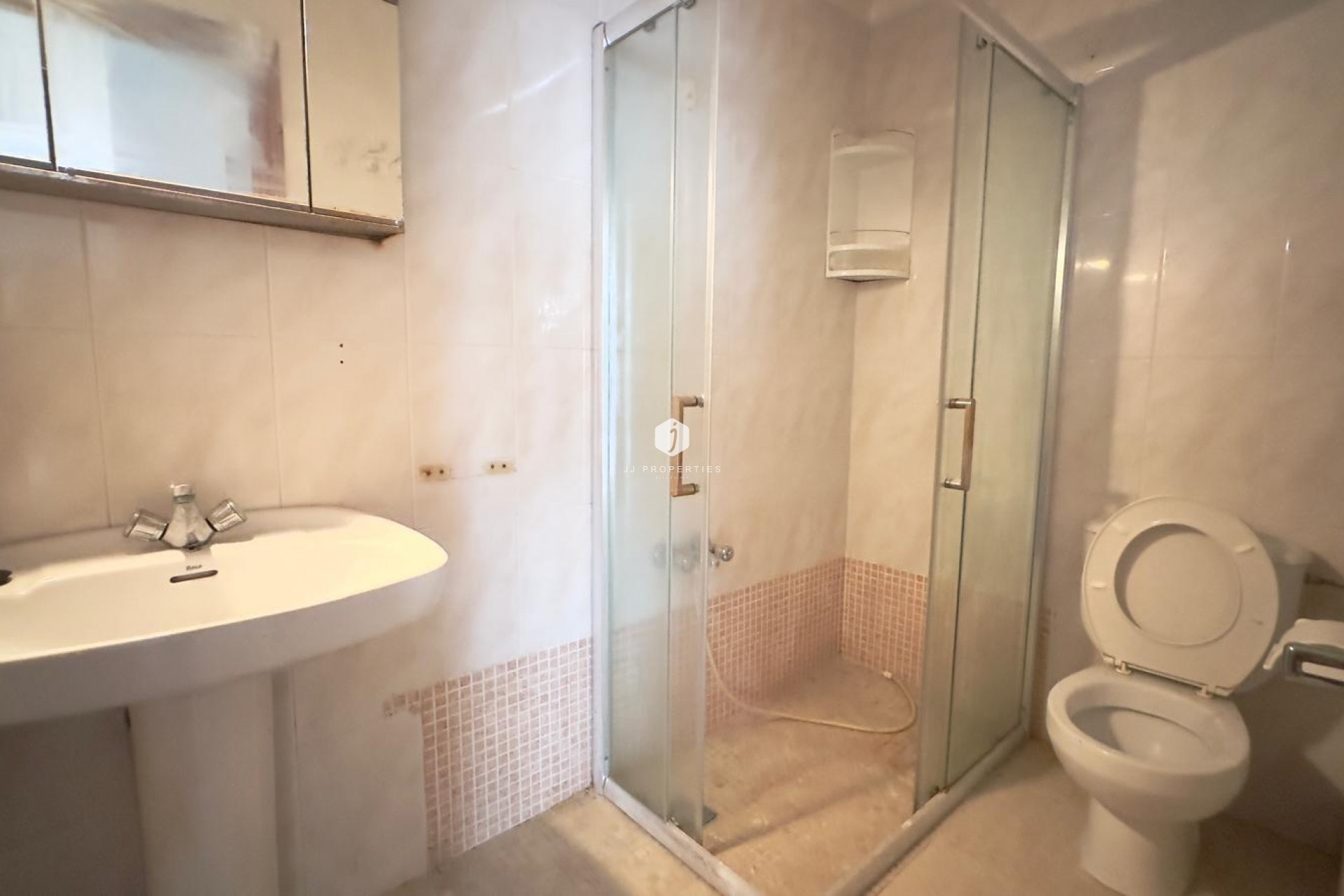 Aus zweiter Hand - Wohnung -
Torrevieja - Centro