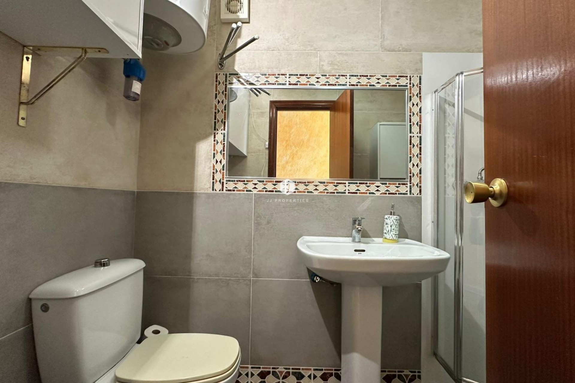 Aus zweiter Hand - Wohnung -
Torrevieja - Centro