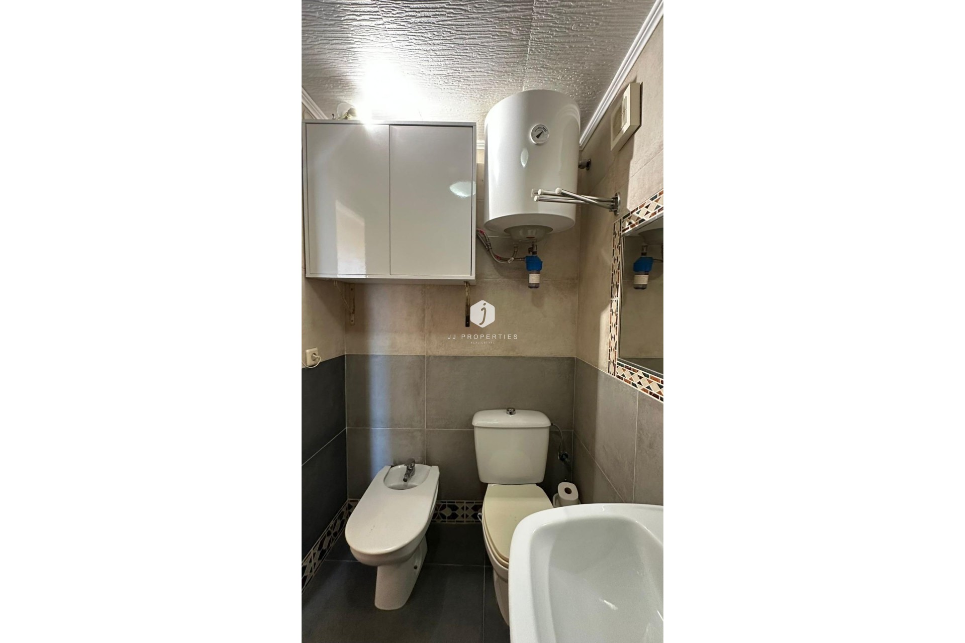 Aus zweiter Hand - Wohnung -
Torrevieja - Centro