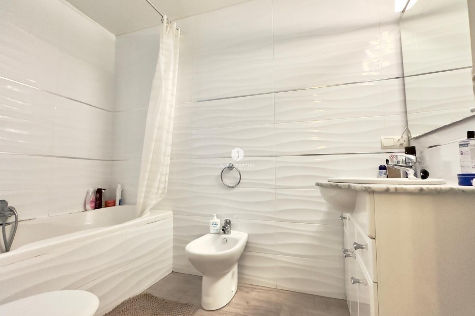 Aus zweiter Hand - Wohnung -
Torrevieja - Centro