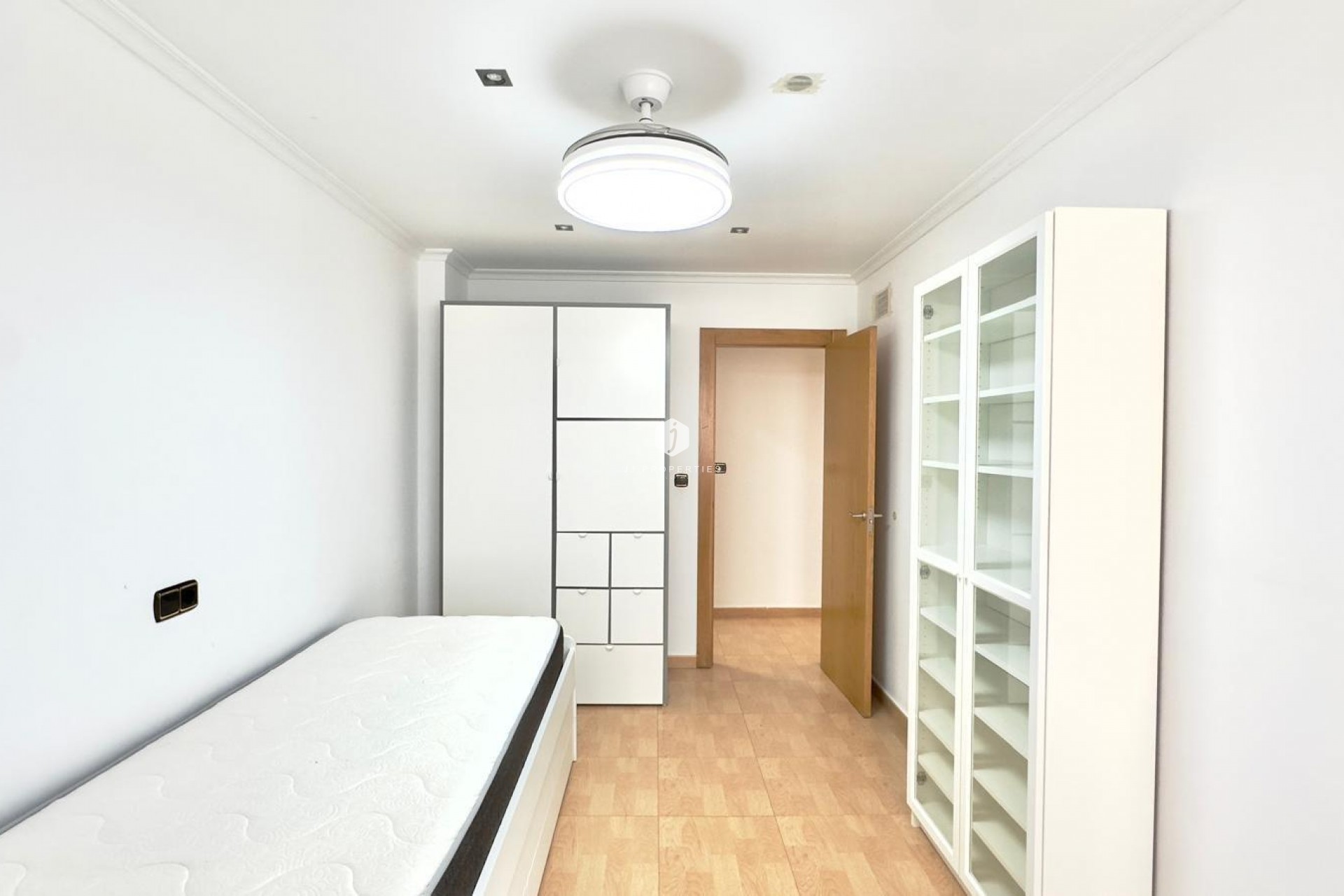 Aus zweiter Hand - Wohnung -
Torrevieja - Centro