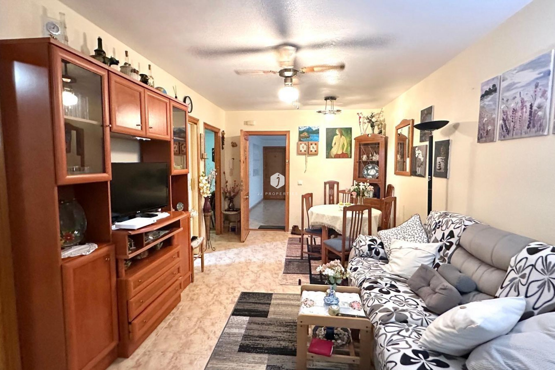 Aus zweiter Hand - Wohnung -
Torrevieja - Centro