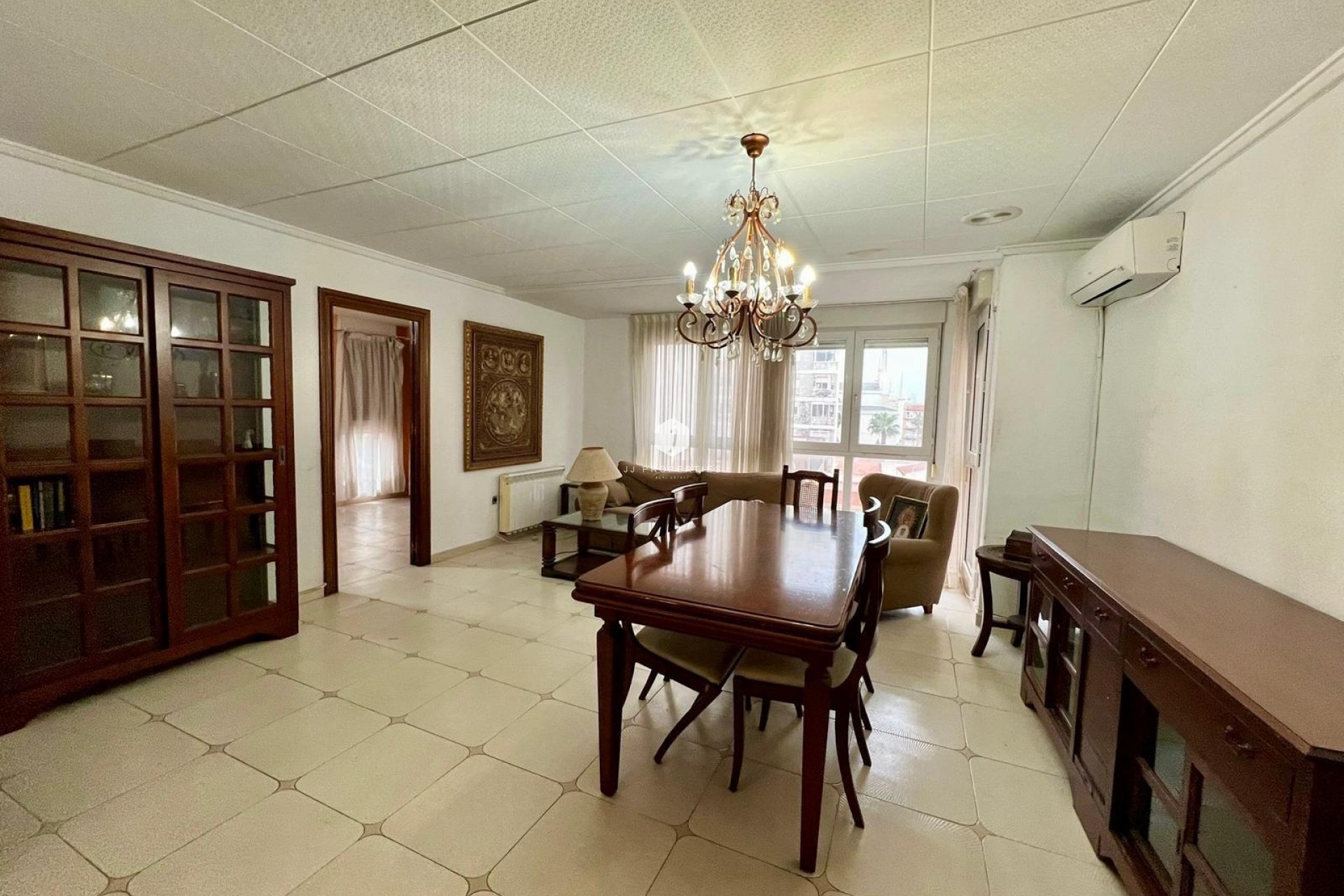 Aus zweiter Hand - Wohnung -
Torrevieja - Centro