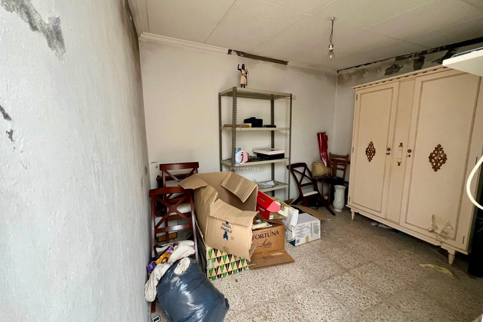 Aus zweiter Hand - Wohnung -
Torrevieja - Centro