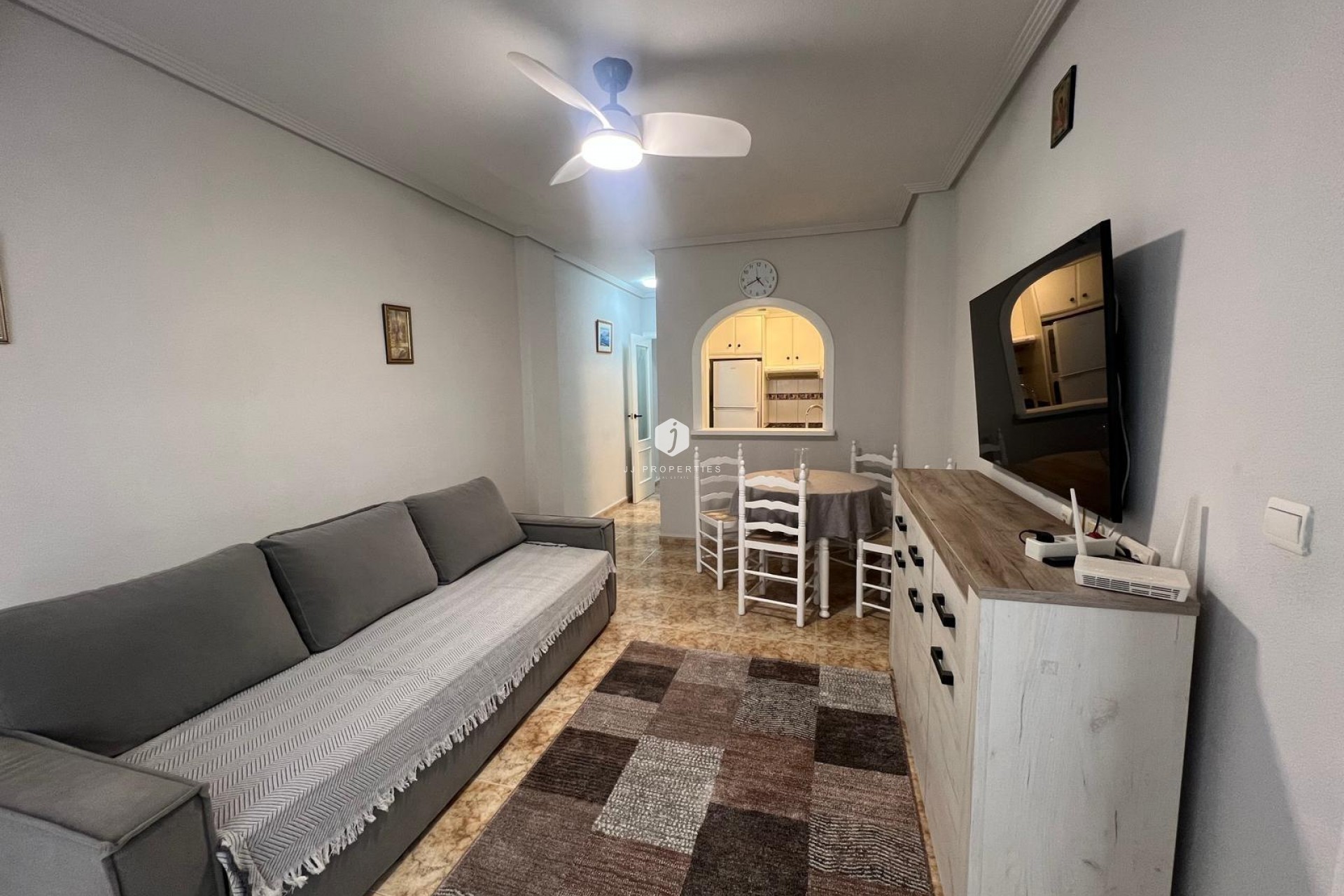 Aus zweiter Hand - Wohnung -
Torrevieja - Centro