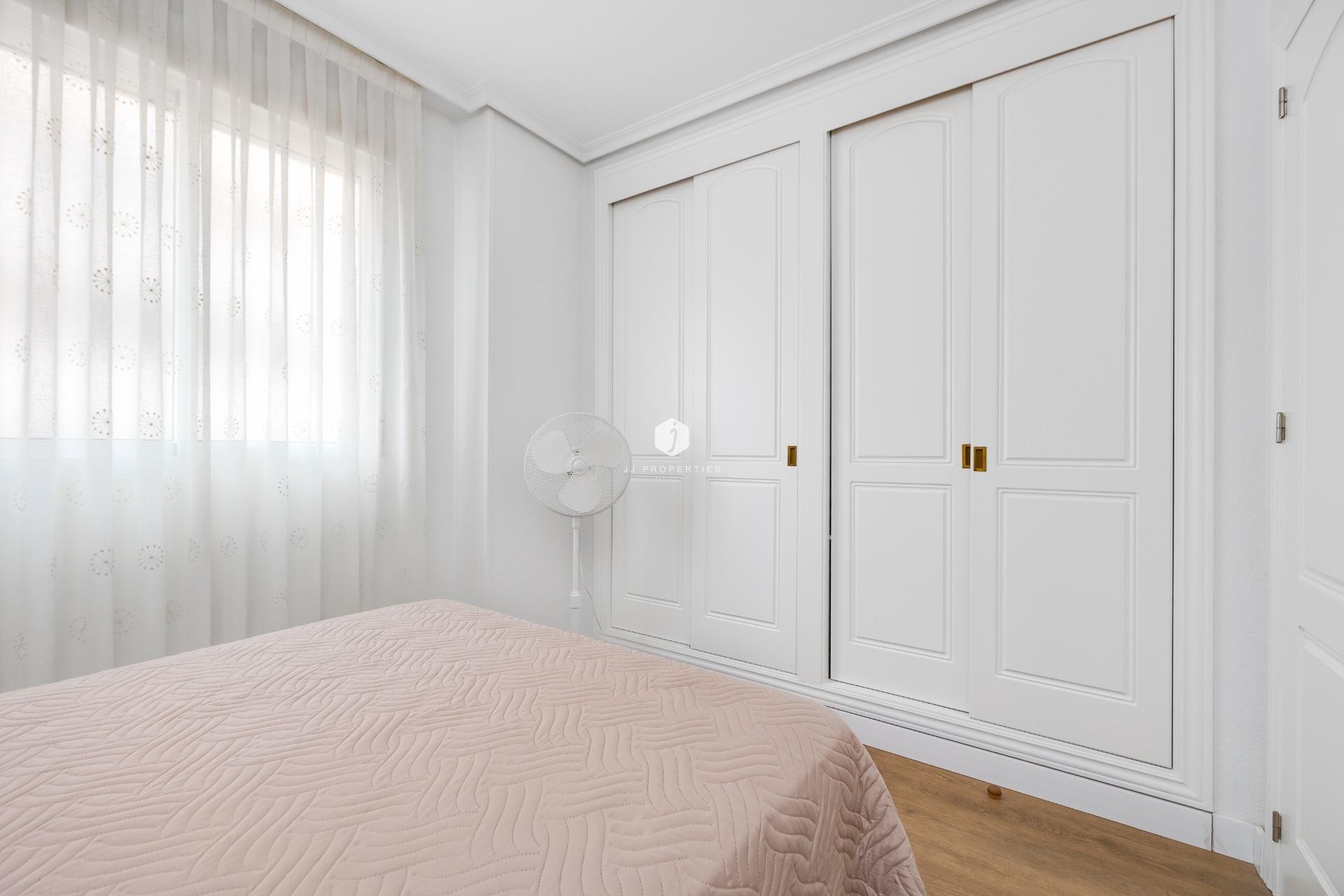 Aus zweiter Hand - Wohnung -
Torrevieja - Centro