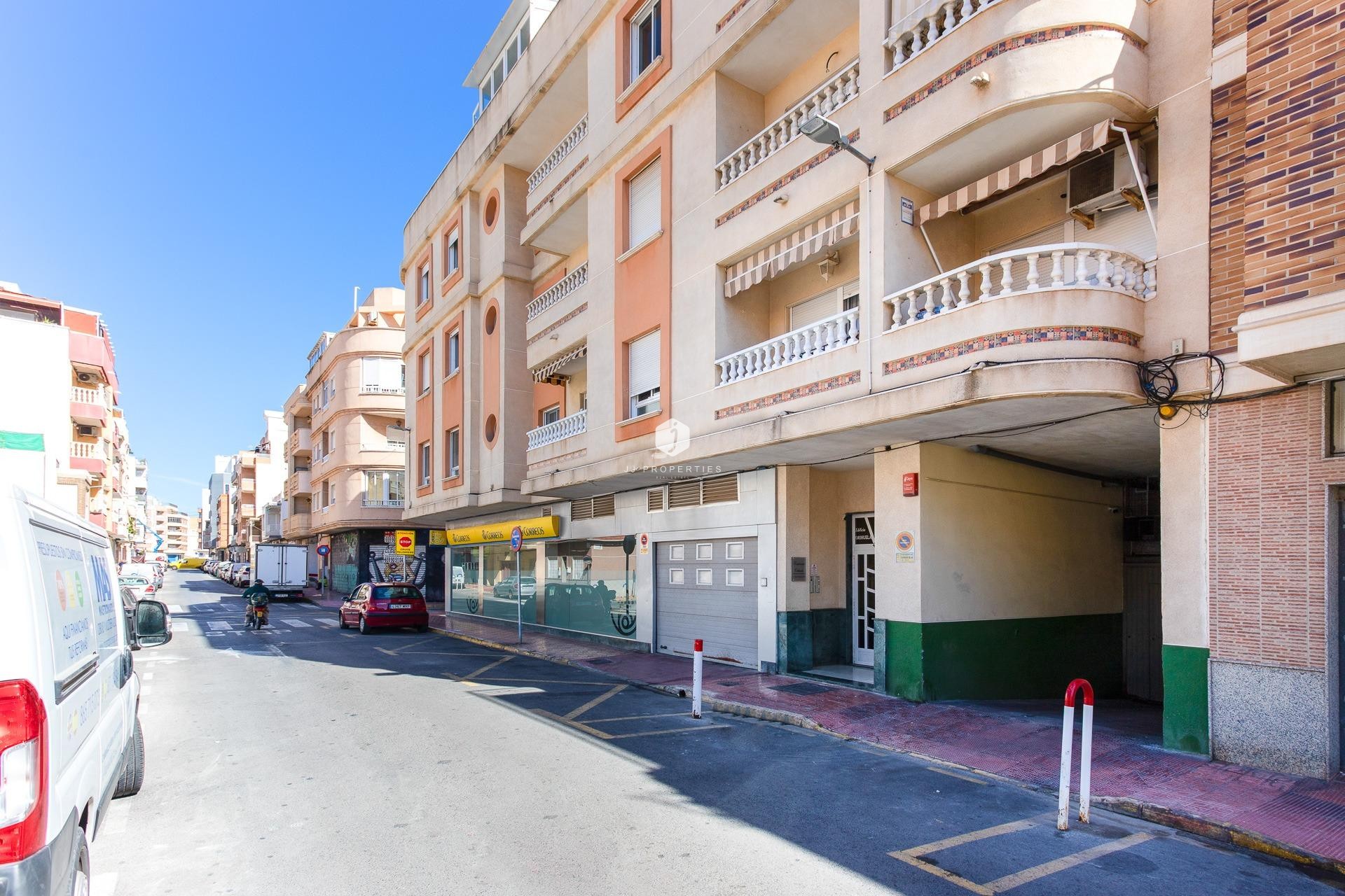 Aus zweiter Hand - Wohnung -
Torrevieja - Centro