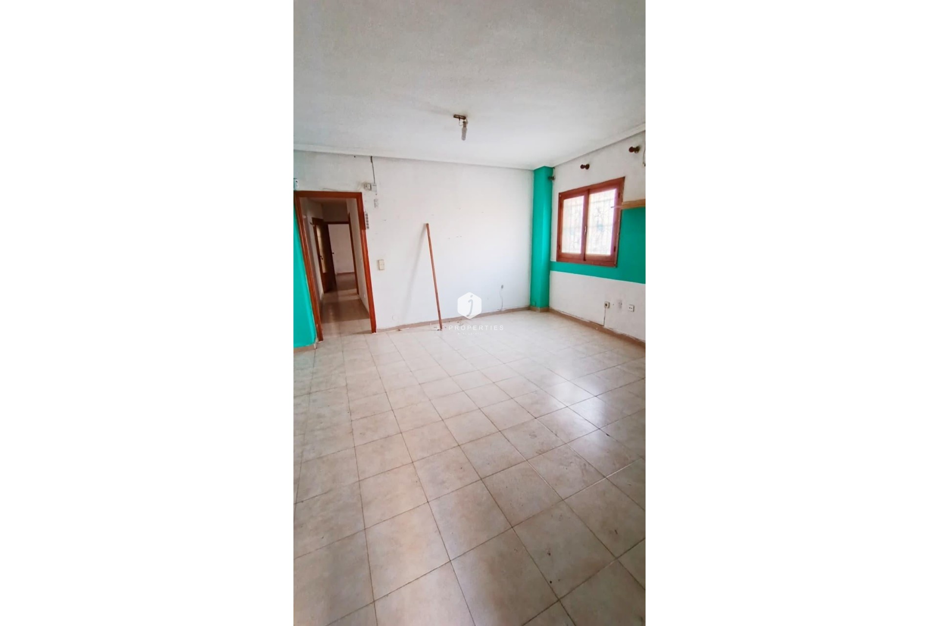 Aus zweiter Hand - Wohnung -
Torrevieja - Centro